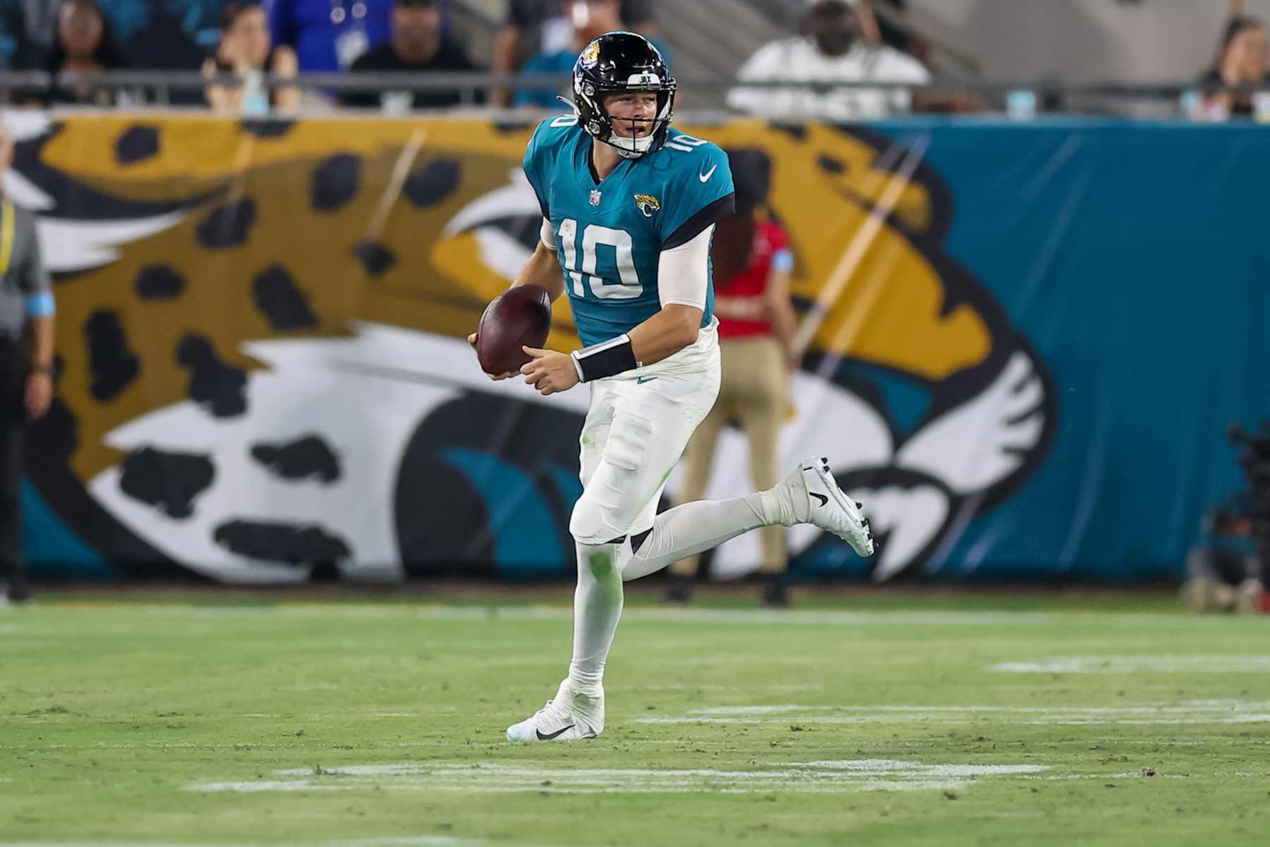 Jaguars QB Mac Jones