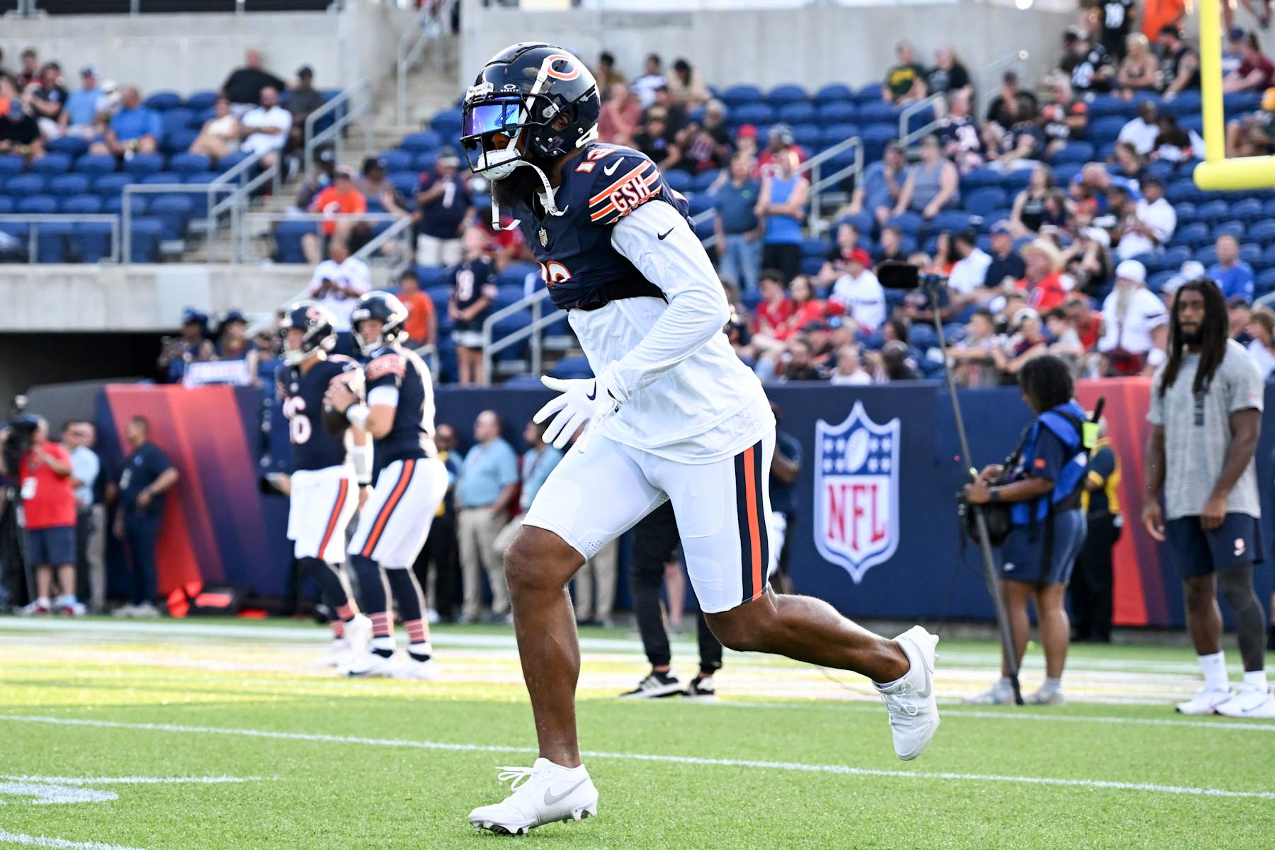 CANTON, OHIO - AUGUST 01: Keenan Allen #13 of the Chicago Bears warms up prior to the 2024 Pro Football Hall of Fame Game against the Houston Texans at Tom Benson Hall Of Fame Stadium on August 01, 2024 in Canton, Ohio. (Photo by Nick Cammett/Getty Images)