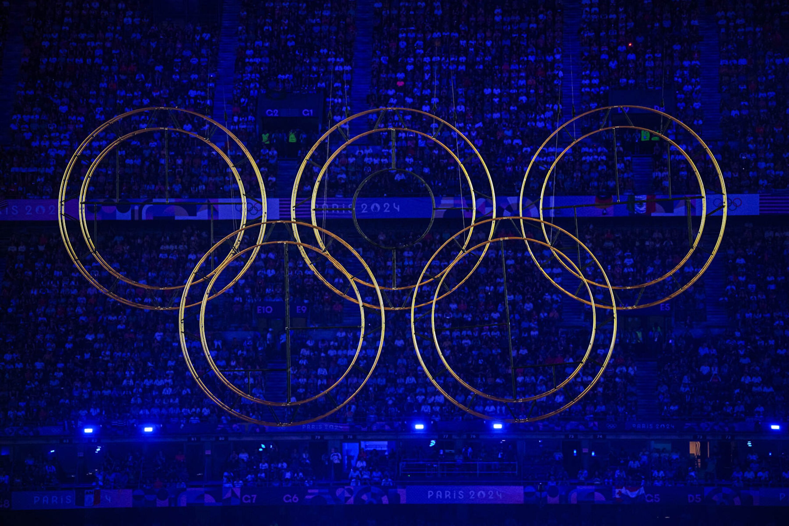 PARIS, FRANCE - AUGUST 11: A general view inside the stadium as the Olympic Rings are assembled during the Closing Ceremony of the Olympic Games Paris 2024 at the Stade de France on August 11, 2024 in Paris, France. (Photo by Tom Weller/VOIGT/GettyImages)