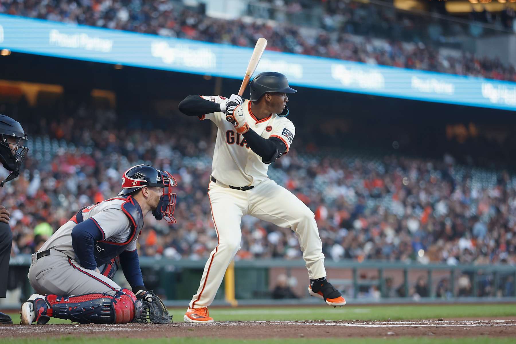 SAN FRANCISCO, CALIFORNIA - AUGUST 12: Marco Luciano #37 of the San Francisco Giants at bat against the Atlanta Braves at Oracle Park on August 12, 2024 in San Francisco, California. (Photo by Lachlan Cunningham/Getty Images)