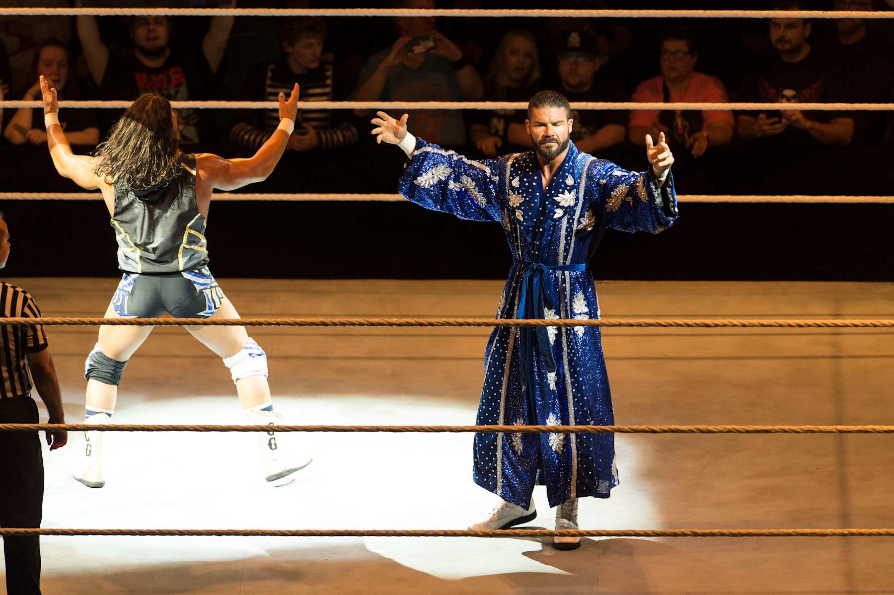 COLOGNE, GERMANY - NOVEMBER 07: Chad Gable and   Bobby Roode during the WWE Live Show at Lanxess Arena on November 7, 2018 in Cologne, Germany. (Photo by Marc Pfitzenreuter/Getty Images)