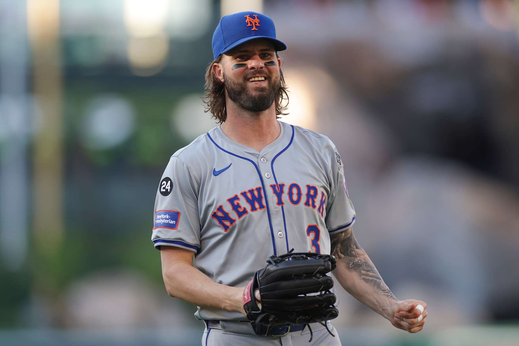 ANAHEIM, CALIFORNIA - AUGUST 3: Jesse Winker #3 of the New York Mets warms up on the field prior to a game against the Los Angeles Angels at Angel Stadium of Anaheim on August 3, 2024 in Anaheim, California. (Photo by Brandon Sloter/Getty Images)