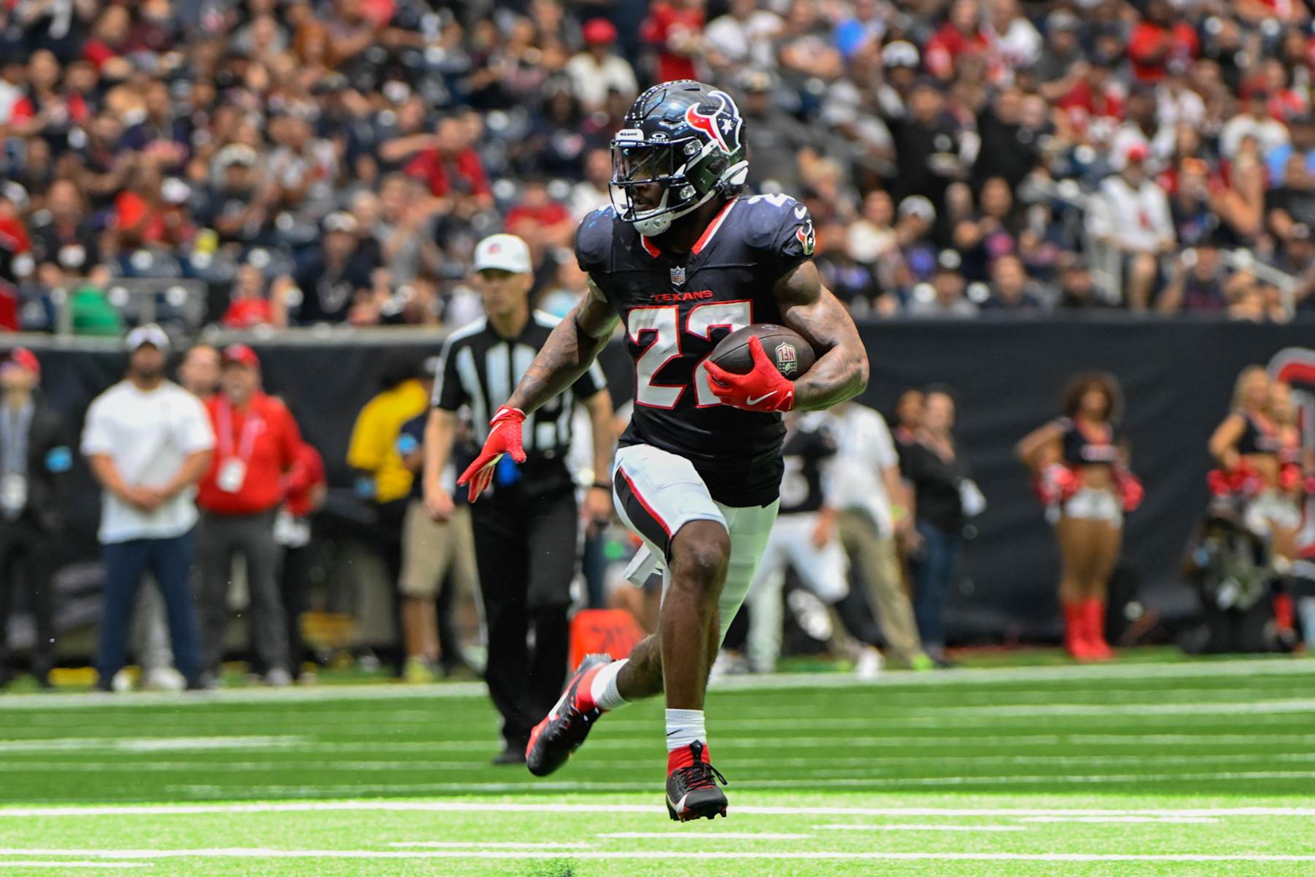 Texans RB Cam Akers