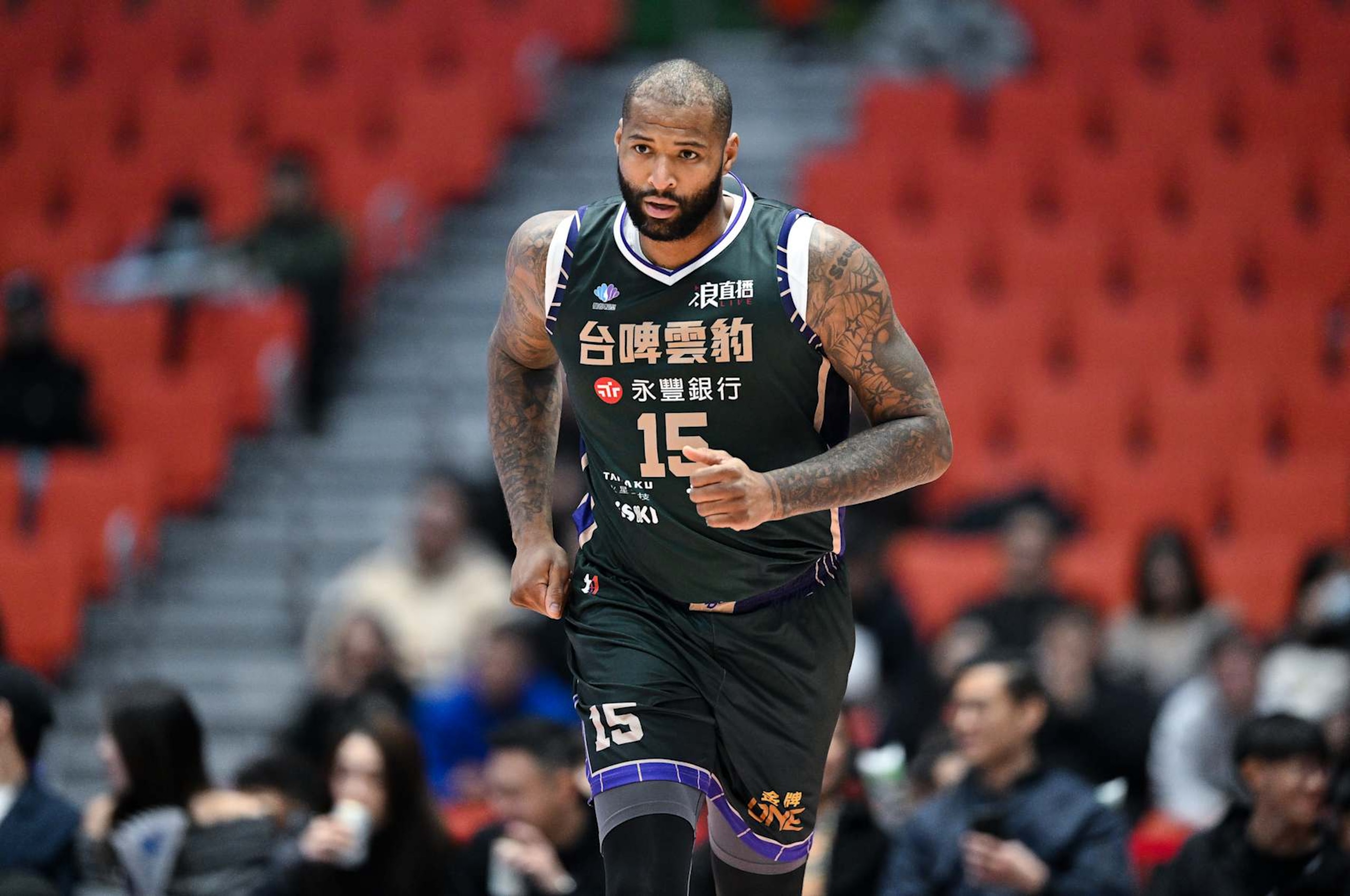 TAOYUAN, TAIWAN - JANUARY 28: Center DeMarcus Cousins #15 of Taiwan Beer Leopards looks onduring the T1 League game between Tainan TSG Ghost Hawks and Taiwan Beer Leopards at Taoyuan City Stadium on January 28, 2024 in Taoyuan, Taiwan. (Photo by Gene Wang/Getty Images) TAOYUAN, TAIWAN - JANUARY 28: Center DeMarcus Cousins #15 of Taiwan Beer Leopards looks onduring the T1 League game between Tainan TSG Ghost Hawks and Taiwan Beer Leopards at Taoyuan City Stadium on January 28, 2024 in Taoyuan, Taiwan. (Photo by Gene Wang/Getty Images)