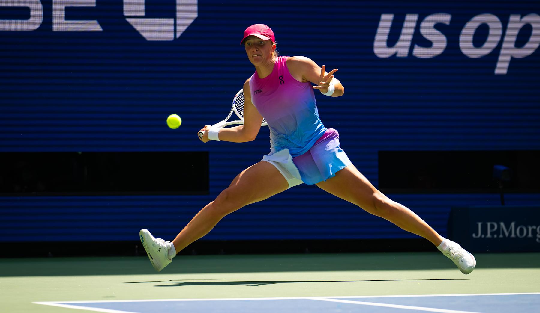 NEW YORK, NEW YORK - AUGUST 27: Iga Swiatek of Poland in action against Kamilla Rakhimova in the first round on Day 2 of the US Open at USTA Billie Jean King National Tennis Center on August 27, 2024 in New York City (Photo by Robert Prange/Getty Images)
