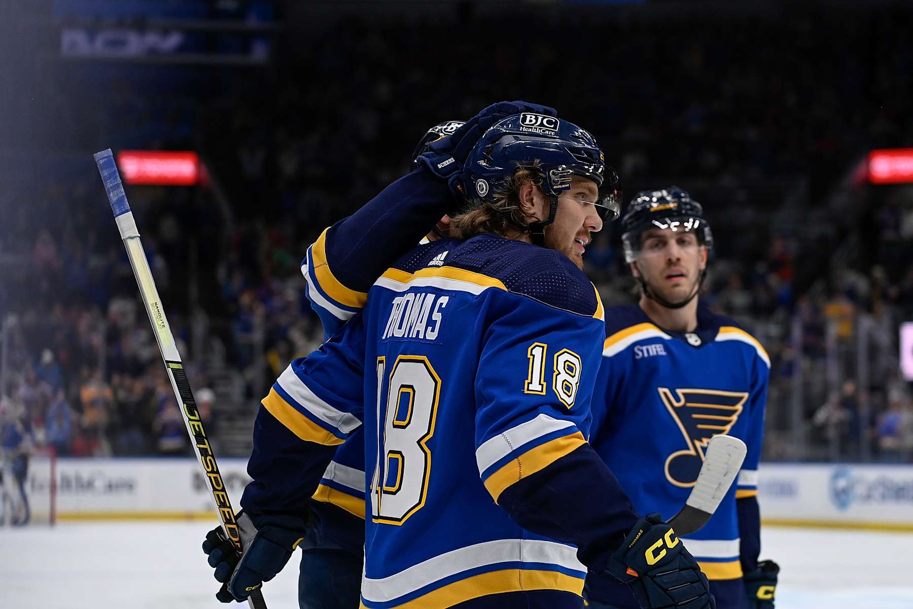 ST. LOUIS, MO - APRIL 10: Robert Thomas #18 of the St. Louis Blues is congratulated after scoring a goal against the Chicago Blackhawks on April 10, 2024 at the Enterprise Center in St. Louis, Missouri. (Photo by Alexis R. Knight/NHLI via Getty Images)