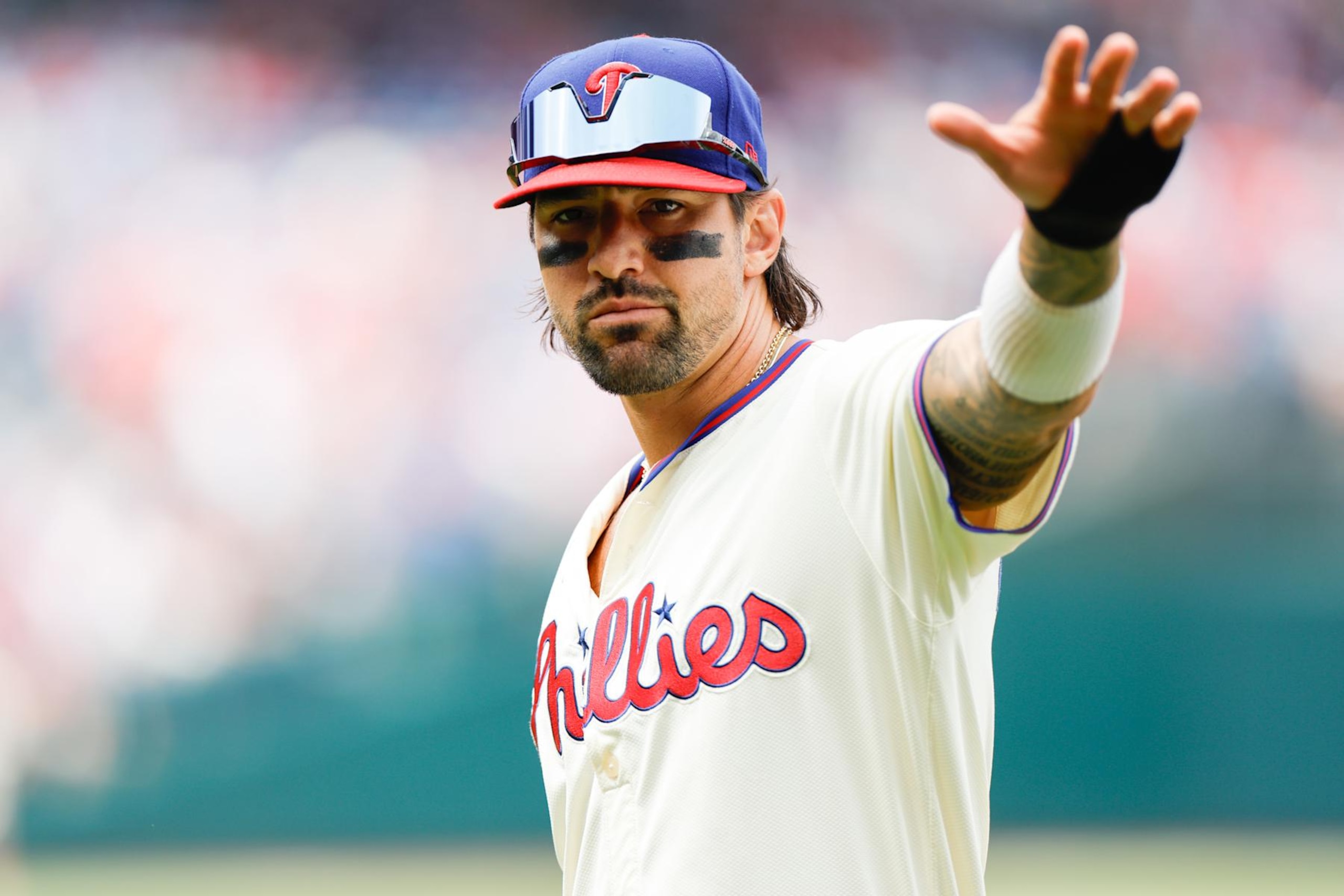 PHILADELPHIA, PA - AUGUST 18: Nick Castellanos #8 of the Philadelphia Phillies looks on prior to the game between the Washington Nationals and the Philadelphia Phillies at Citizens Bank Park on Sunday, August 18, 2024 in Philadelphia, Pennsylvania. (Photo by Steve Boyle/MLB Photos via Getty Images) PHILADELPHIA, PA - AUGUST 18: Nick Castellanos #8 of the Philadelphia Phillies looks on prior to the game between the Washington Nationals and the Philadelphia Phillies at Citizens Bank Park on Sunday, August 18, 2024 in Philadelphia, Pennsylvania. (Photo by Steve Boyle/MLB Photos via Getty Images)