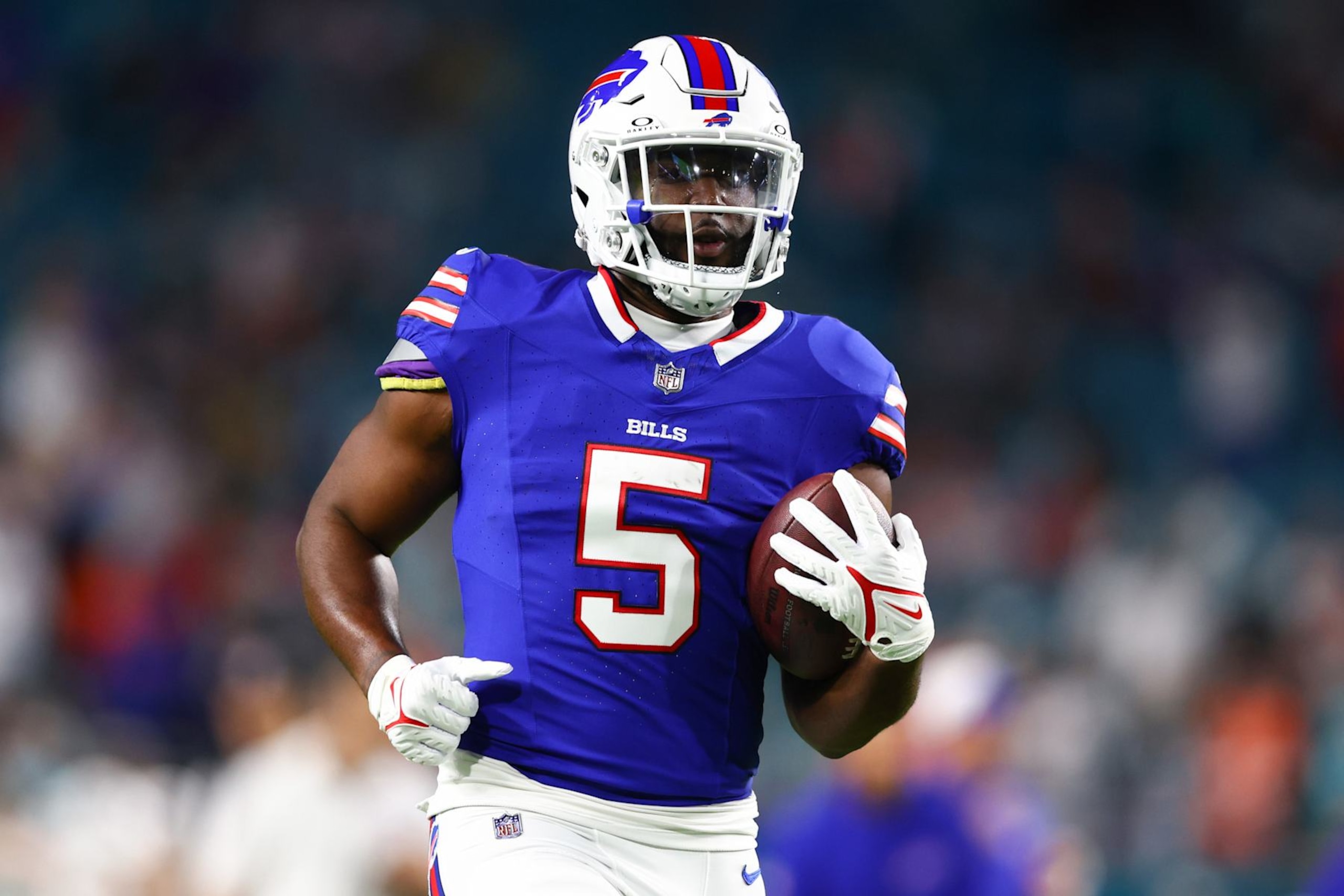MIAMI GARDENS, FLORIDA - JANUARY 07: Leonard Fournette #5 of the Buffalo Bills warms up prior to a game against the Miami Dolphins at Hard Rock Stadium on January 07, 2024 in Miami Gardens, Florida. (Photo by Megan Briggs/Getty Images)