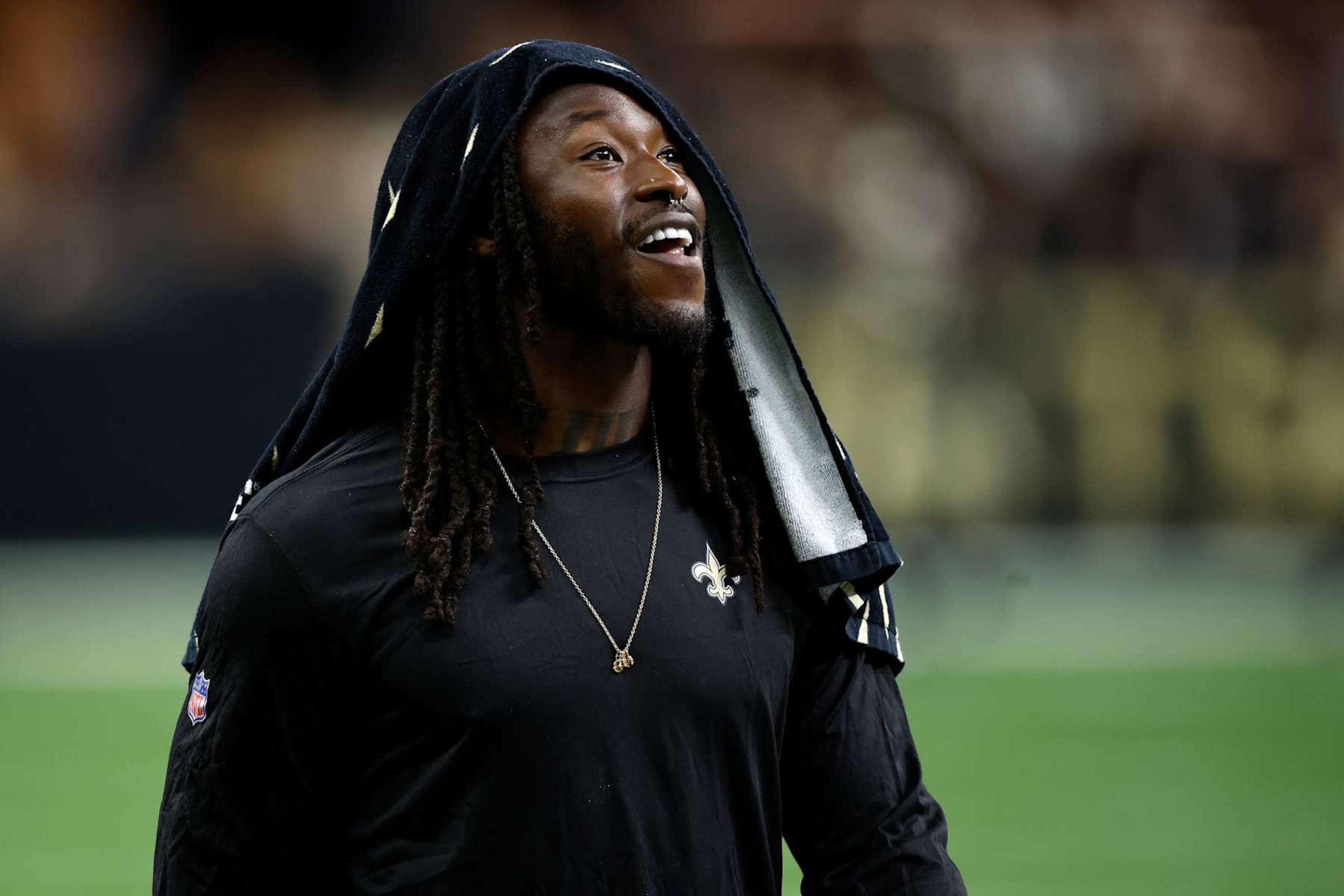 NEW ORLEANS, LOUISIANA - AUGUST 25: Alvin Kamara #41 of the New Orleans Saints looks on during the game against the Tennessee Titans  at Mercedes Benz Superdome on August 25, 2024 in New Orleans, Louisiana. (Photo by Chris Graythen/Getty Images)