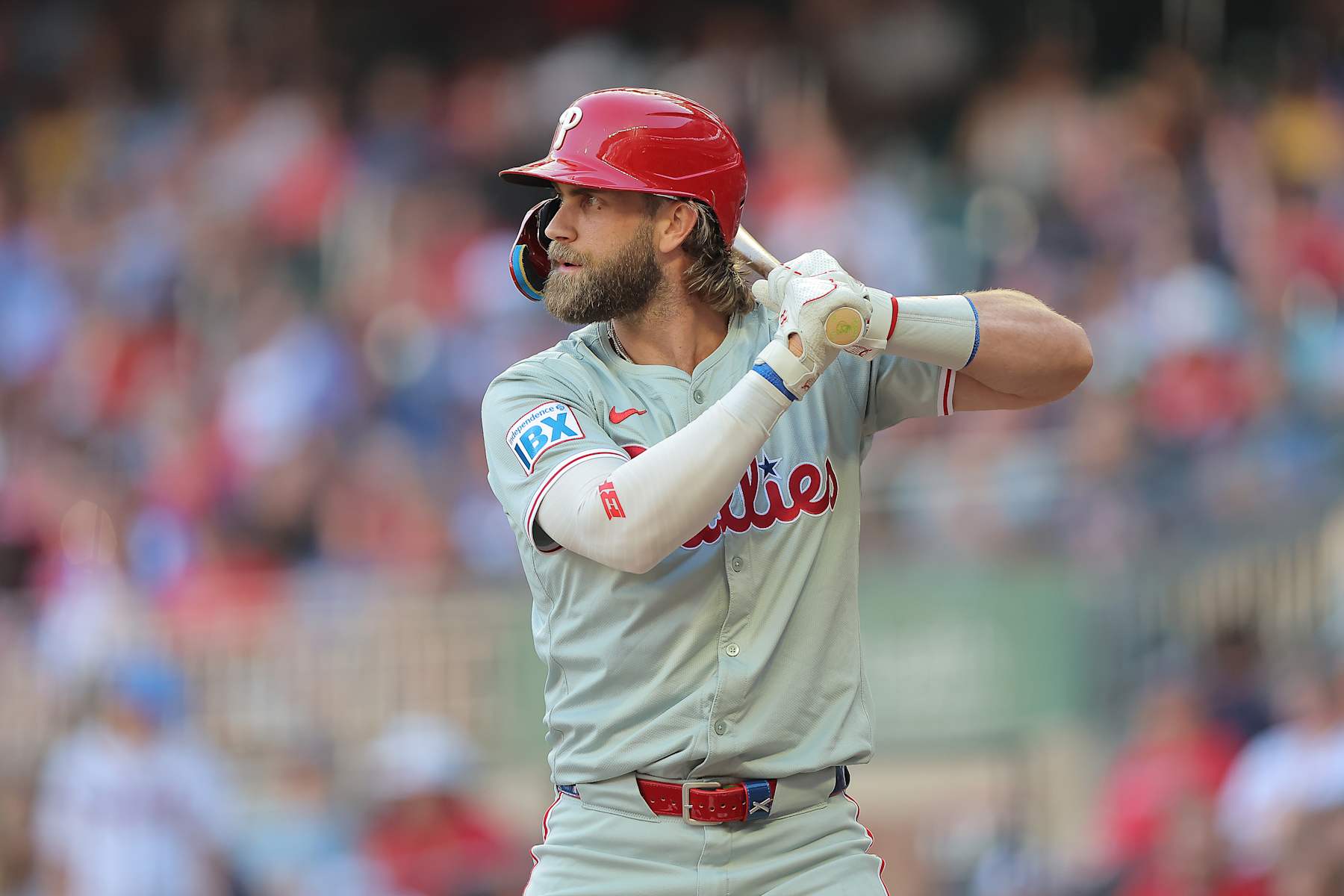 ATLANTA, GA - AUGUST 21: Philadelphia Phillies first baseman Bryce Harper (3) bats during the Wednesday evening MLB game between the Atlanta Braves and the Philadelphia Philles on August 21, 2024 at Truist Park in Atlanta, Georgia.  (Photo by David J. Griffin/Icon Sportswire via Getty Images)