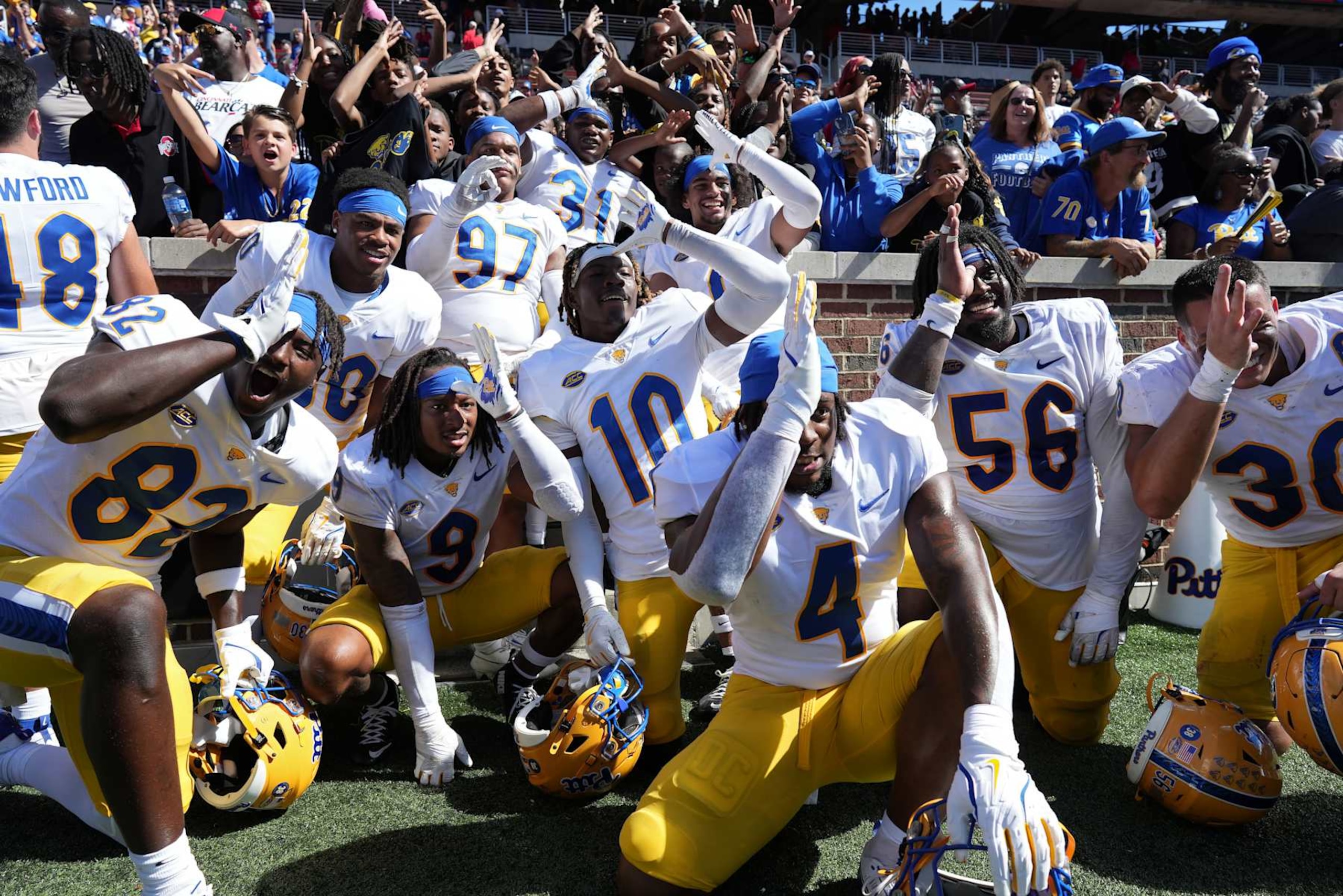 CINCINNATI, OHIO - SEPTEMBER 07: The Pittsburgh Panthers celebrate after beating the Cincinnati Bearcats 28-27 at Nippert Stadium on September 07, 2024 in Cincinnati, Ohio. (Photo by Dylan Buell/Getty Images)