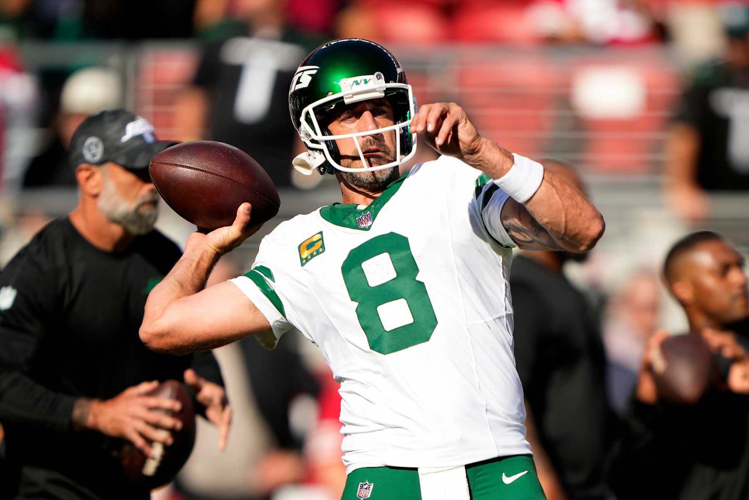 SANTA CLARA, CALIFORNIA - SEPTEMBER 09: Quarterback Aaron Rodgers #8 of the New York Jets warms up before taking on the San Francisco 49ers at Levi's Stadium on September 09, 2024 in Santa Clara, California. (Photo by Thearon W. Henderson/Getty Images)