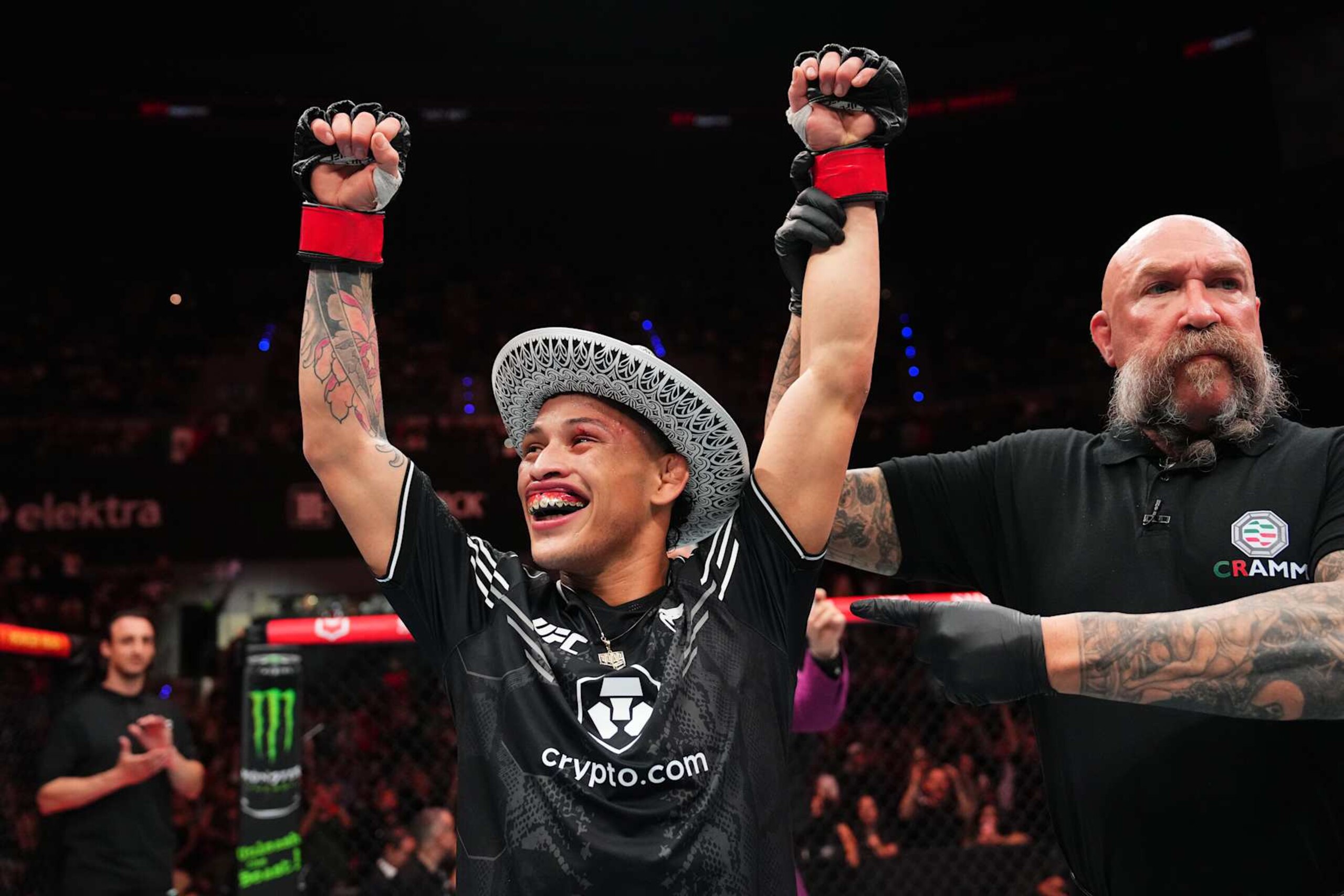 Ronaldo Rodriguez reacts after defeating Denys Bondar