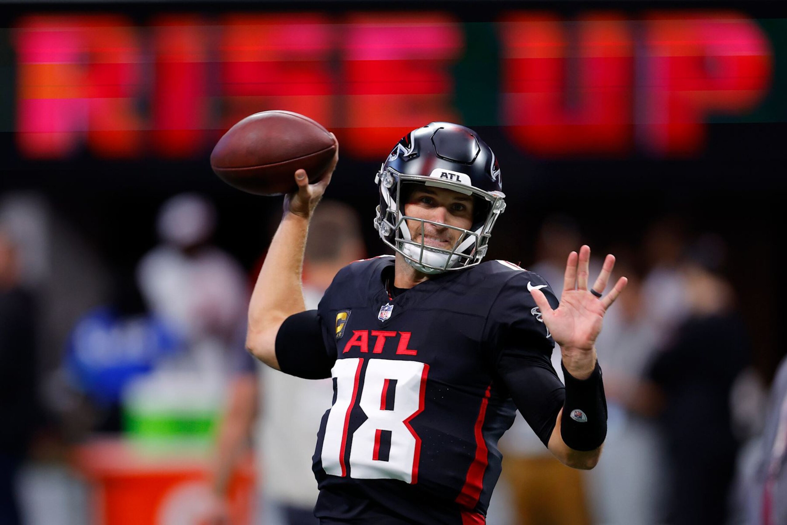ATLANTA, GEORGIA - SEPTEMBER 08: Kirk Cousins #18 of the Atlanta Falcons warms up prior to a game against the Pittsburgh Steelers at Mercedes-Benz Stadium on September 08, 2024 in Atlanta, Georgia. (Photo by Todd Kirkland/Getty Images) ATLANTA, GEORGIA - SEPTEMBER 08: Kirk Cousins #18 of the Atlanta Falcons warms up prior to a game against the Pittsburgh Steelers at Mercedes-Benz Stadium on September 08, 2024 in Atlanta, Georgia. (Photo by Todd Kirkland/Getty Images)