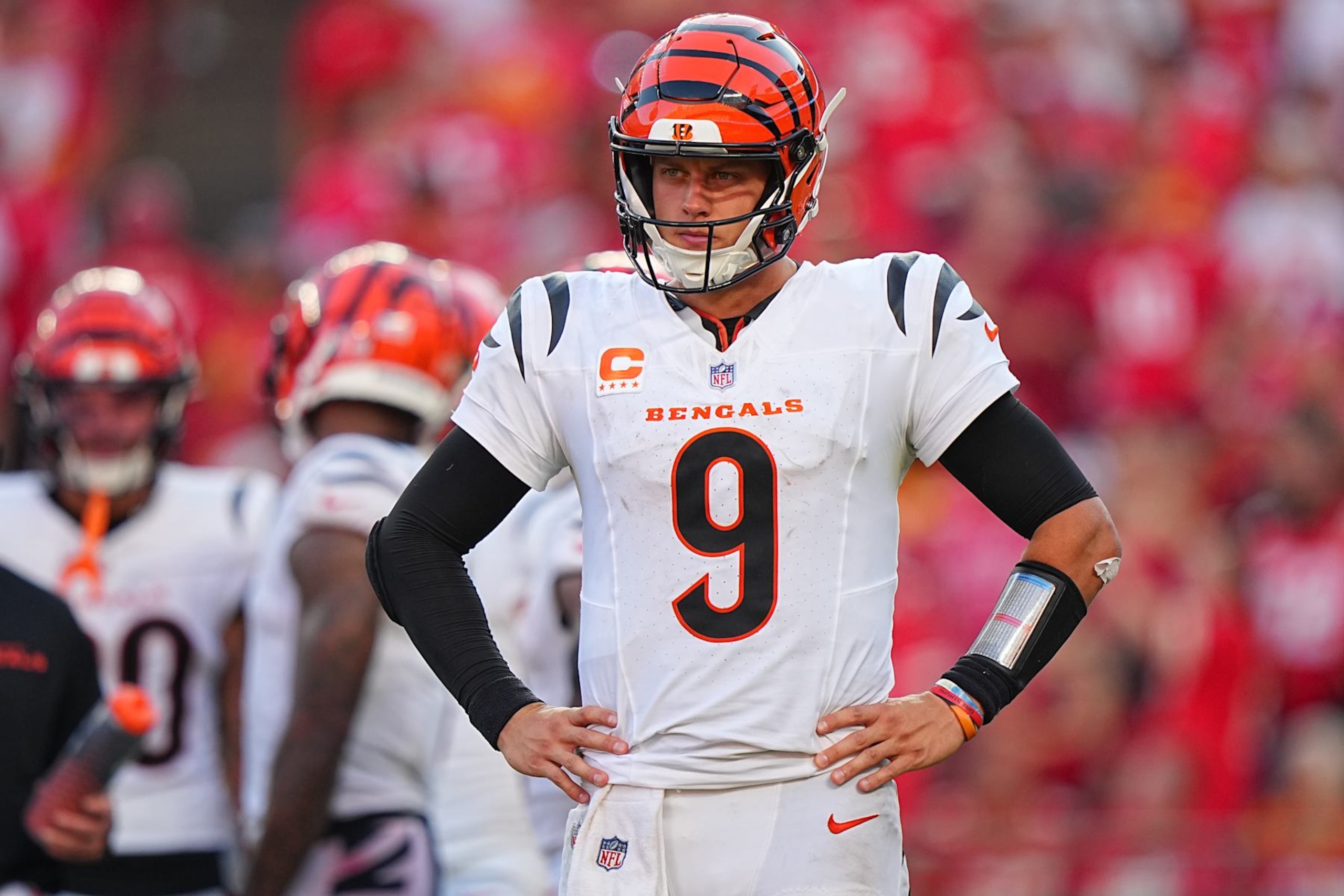 Football: Cincinnati Bengals  Joe Burrow (9) in action, looks on vs Kansas City Chiefs at Arrowhead Stadium. 
Kansas City, MO 9/15/2024 
CREDIT: Erick W. Rasco (Photo by Erick W. Rasco/Sports Illustrated via Getty Images) 
(Set Number: X164620 TK1)