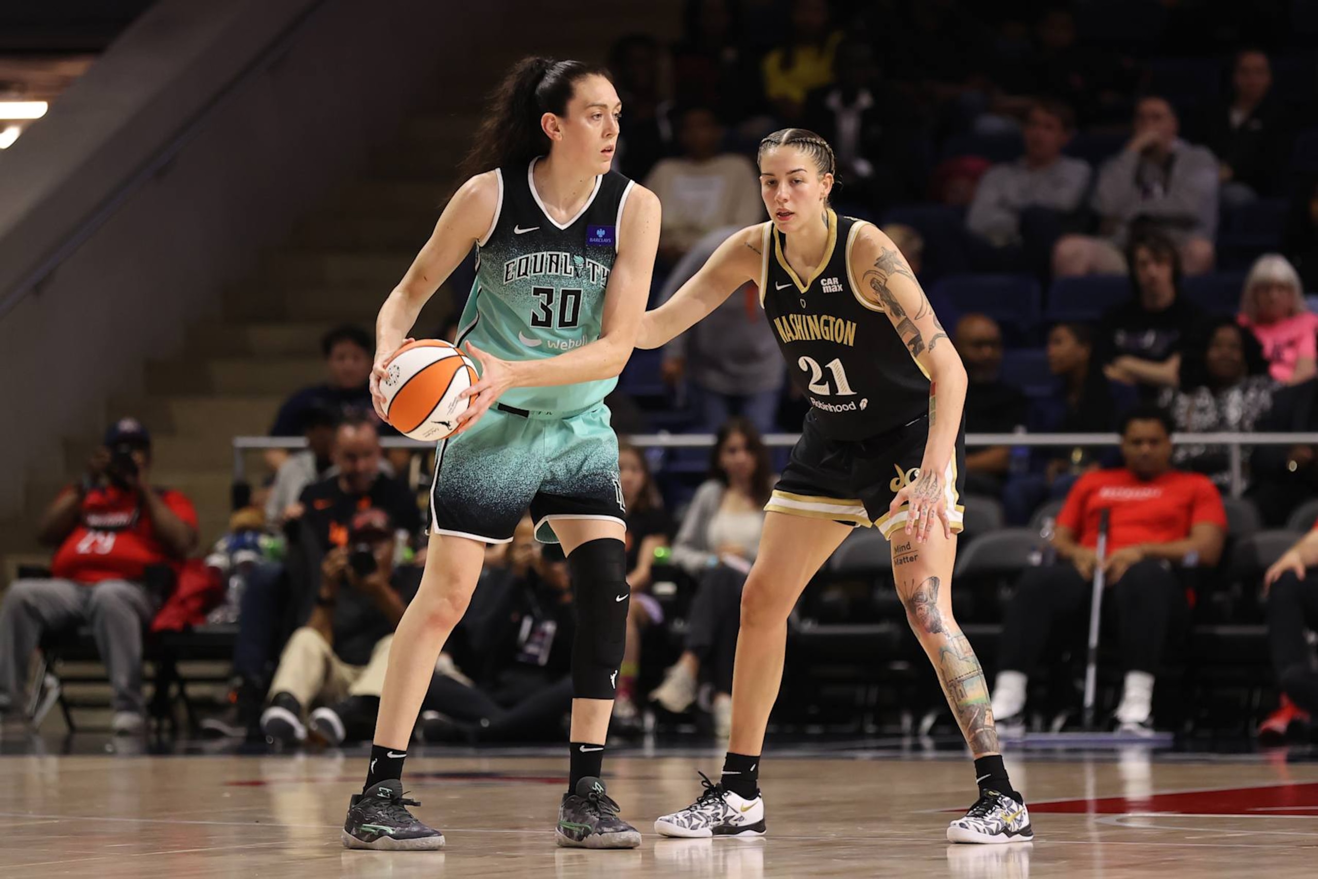 WASHINGTON, D.C. - SEPTEMBER 17: Breanna Stewart #30 of the New York Liberty is defended by Emily Engstler #21 of the Washington Mystics during the game on September 17, 2024 at Entertainment and Sports Arena in Washington, D.C. NOTE TO USER: User expressly acknowledges and agrees that, by downloading and or using this photograph, User is consenting to the terms and conditions of the Getty Images License Agreement. Mandatory Copyright Notice: Copyright 2024 NBAE (Photo by Kenny Giarla/NBAE via Getty Images)