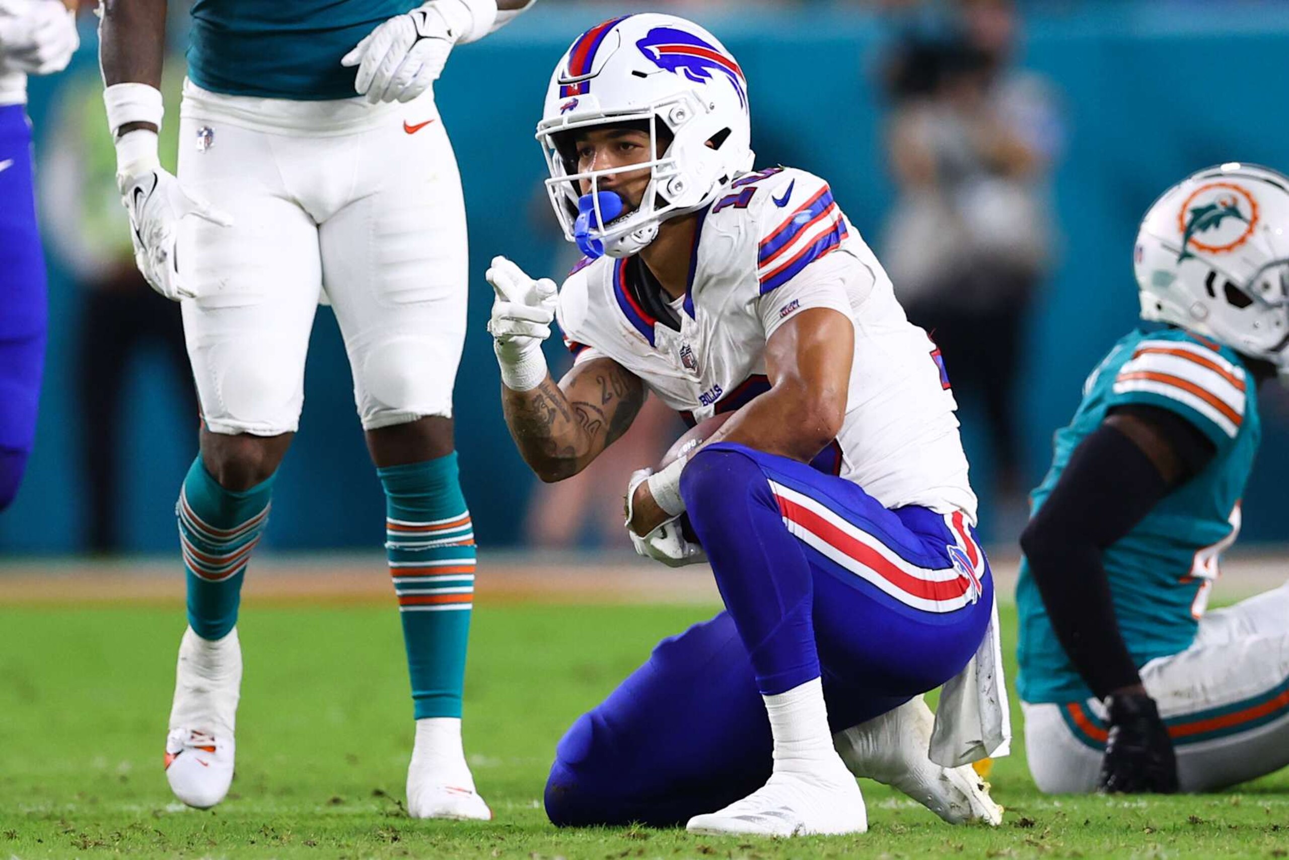 MIAMI GARDENS, FLORIDA - SEPTEMBER 12: Khalil Shakir #10 of the Buffalo Bills reacts after a first down during the second quarter of the game against the Miami Dolphins at Hard Rock Stadium on September 12, 2024 in Miami Gardens, Florida. (Photo by Megan Briggs/Getty Images)