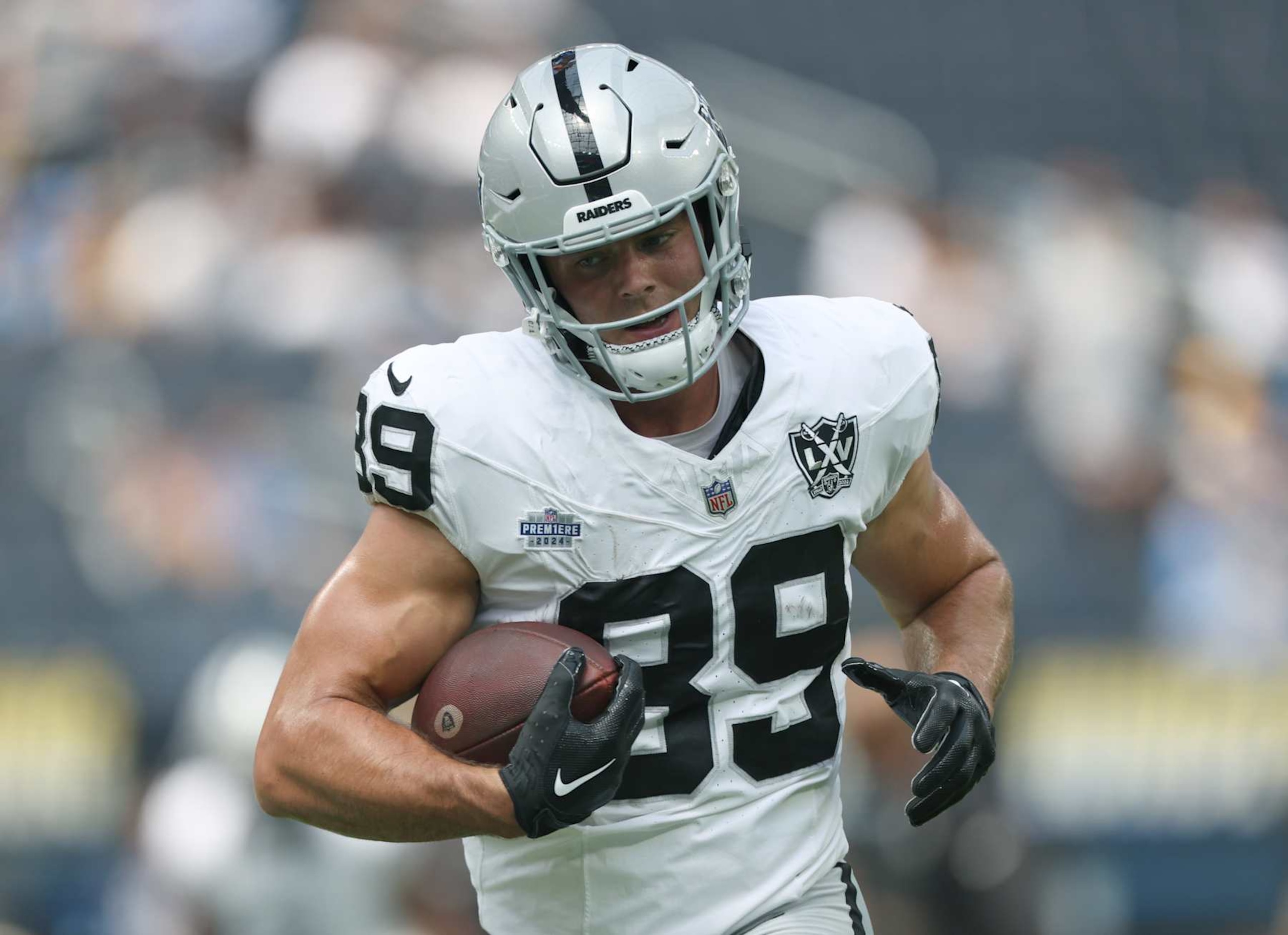 Raiders TE Brock Bowers