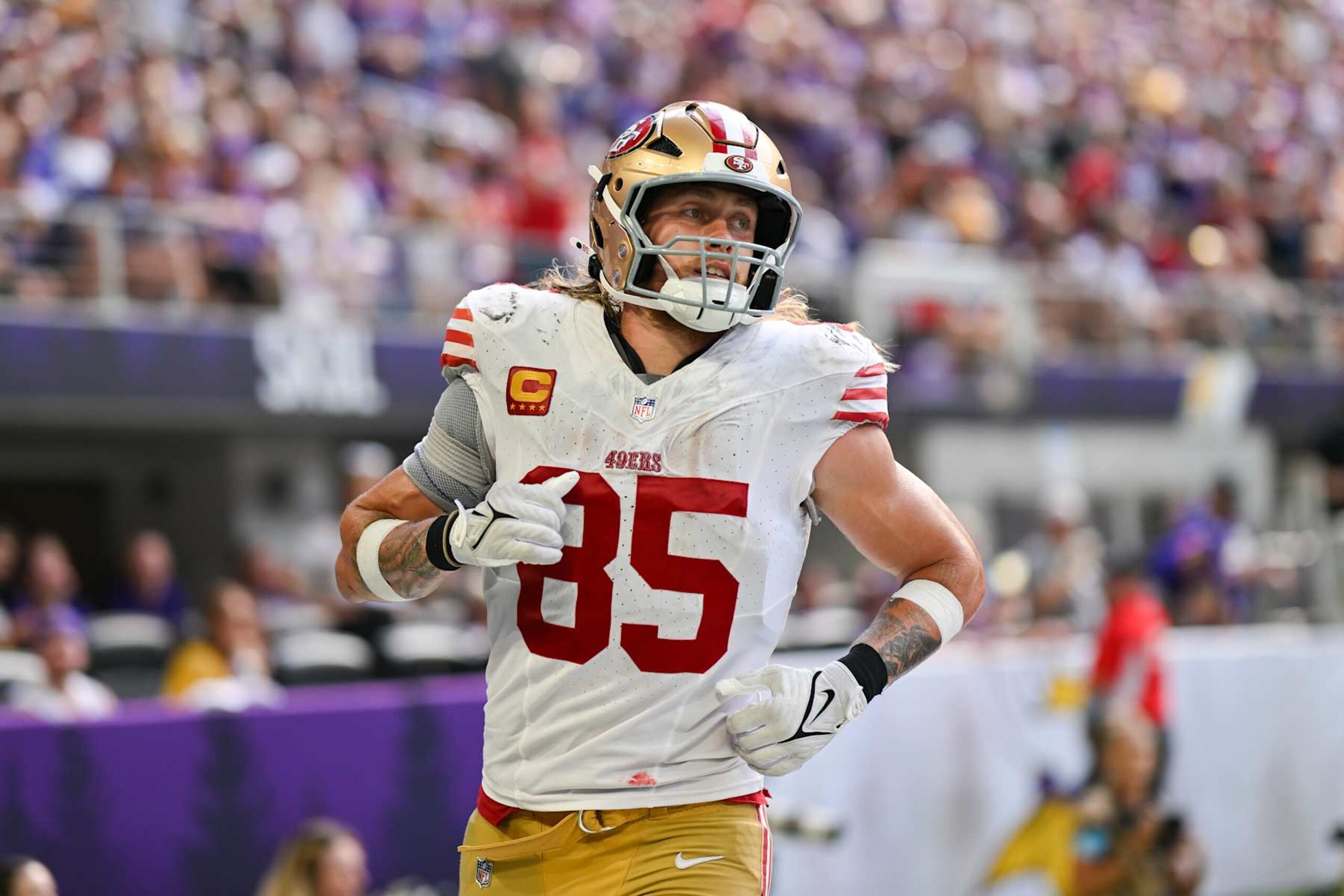 MINNEAPOLIS, MINNESOTA - SEPTEMBER 15: George Kittle #85 of the San Francisco 49ers looks on during the game against the Minnesota Vikings at U.S. Bank Stadium on September 15, 2024 in Minneapolis, Minnesota. The Vikings beat the 49ers 23-17. (Photo by Alika Jenner/Getty Images)
