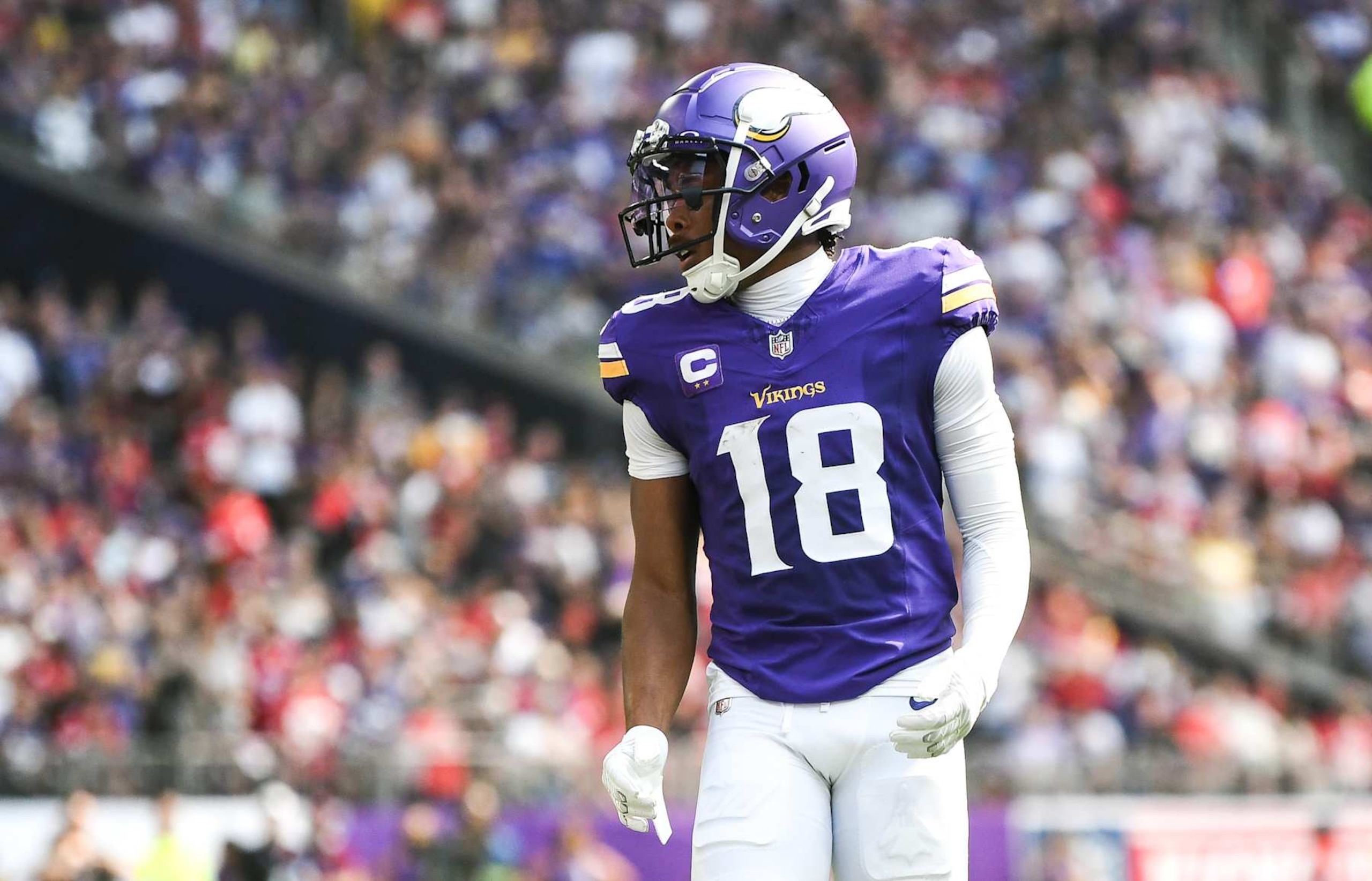 MINNEAPOLIS, MINNESOTA - SEPTEMBER 15: Justin Jefferson #18 of the Minnesota Vikings lines up for a play in the first quarter of the game against the San Francisco 49ers at U.S. Bank Stadium on September 15, 2024 in Minneapolis, Minnesota. (Photo by Stephen Maturen/Getty Images)