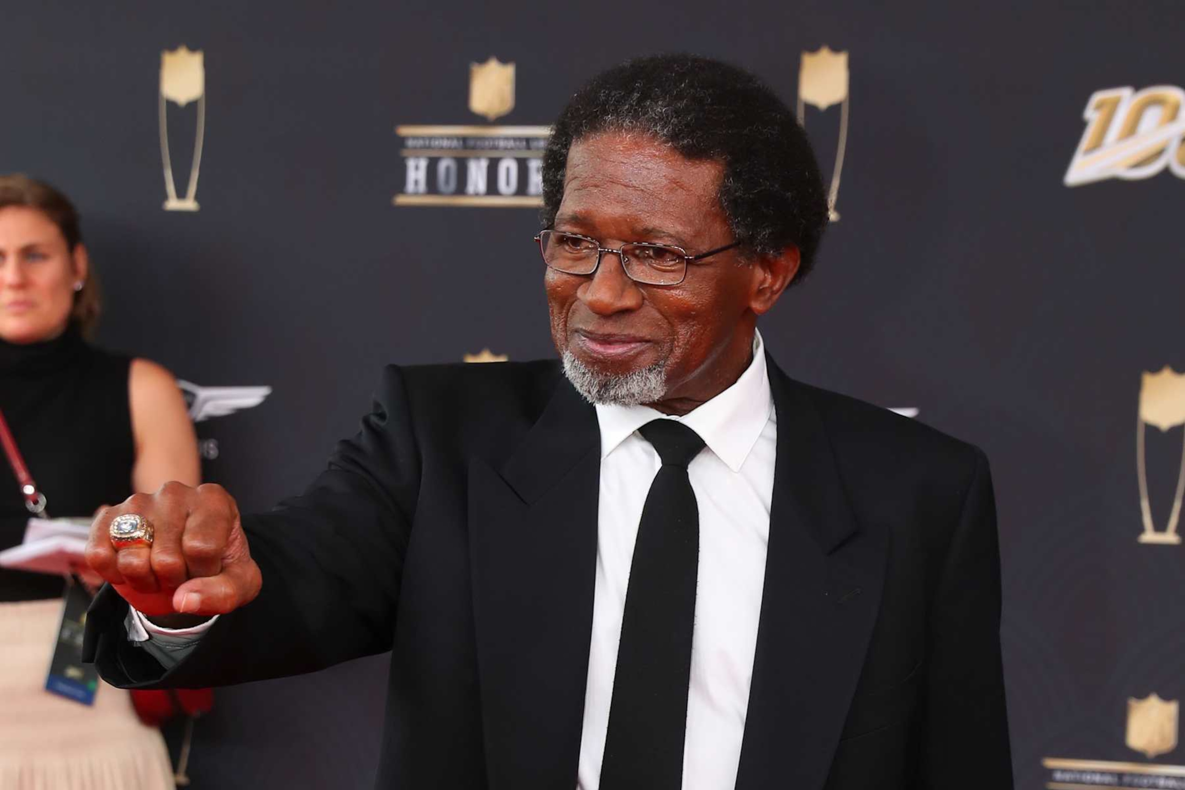MIAMI, FL - FEBRUARY 01:   Former Miami Dolphin running back Mercury Morris on the Red Carpet prior to the NFL Honors on February 1, 2020 at the Adrienne Arsht Center in Miami, FL.   (Photo by Rich Graessle/PPI/Icon Sportswire via Getty Images)