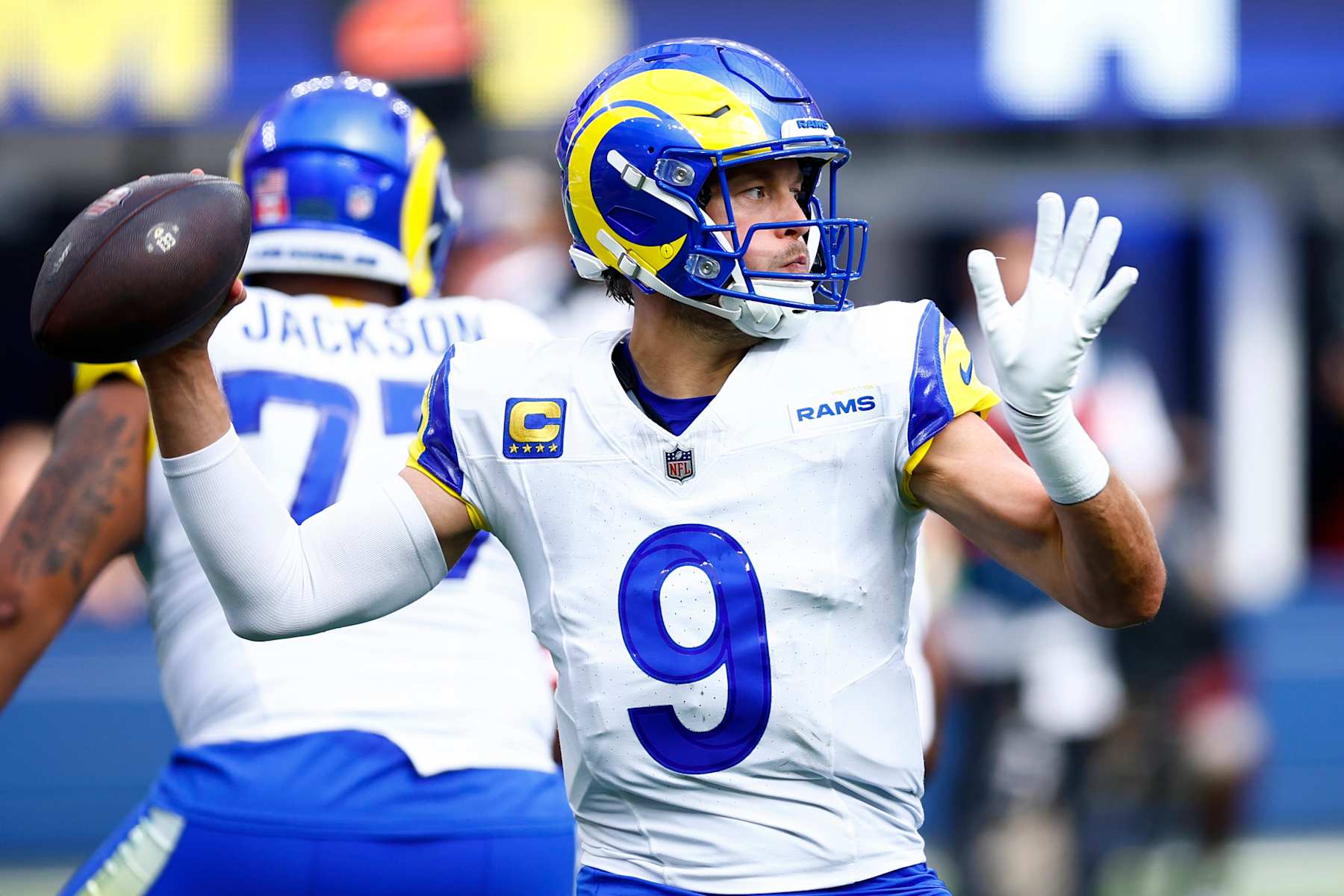 INGLEWOOD, CALIFORNIA - SEPTEMBER 22: Quarterback Matthew Stafford #9 of the Los Angeles Rams throws against the San Francisco 49ers during the second quarter at SoFi Stadium on September 22, 2024 in Inglewood, California. (Photo by Ronald Martinez/Getty Images)