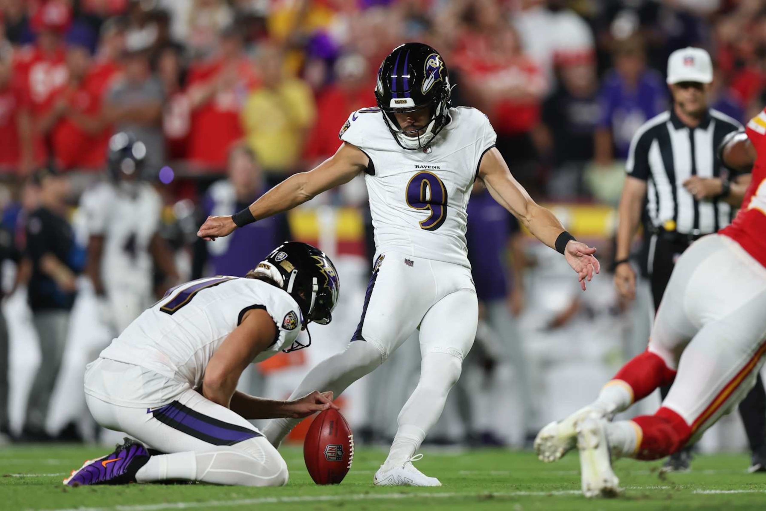 KANSAS CITY, MO - SEPTEMBER 05: Baltimore Ravens kicker Justin Tucker (9) kicks a field goal in the fourth quarter of an NFL game between the Baltimore Ravens and Kansas City Chiefs on September 5, 2024 at GEHA Field at Arrowhead Stadium in Kansas City, MO. (Photo by Scott Winters/Icon Sportswire via Getty Images)