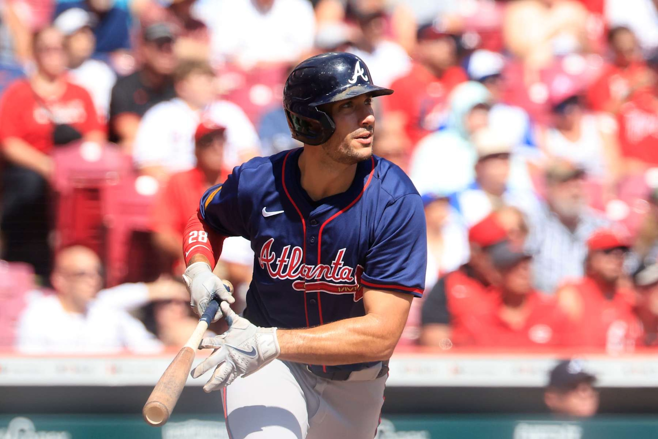 CINCINNATI, OHIO - SEPTEMBER 19: Matt Olson #28 of the Atlanta Braves hits a home run against the Cincinnati Reds at Great American Ball Park on September 19, 2024 in Cincinnati, Ohio. (Photo by Justin Casterline/Getty Images)