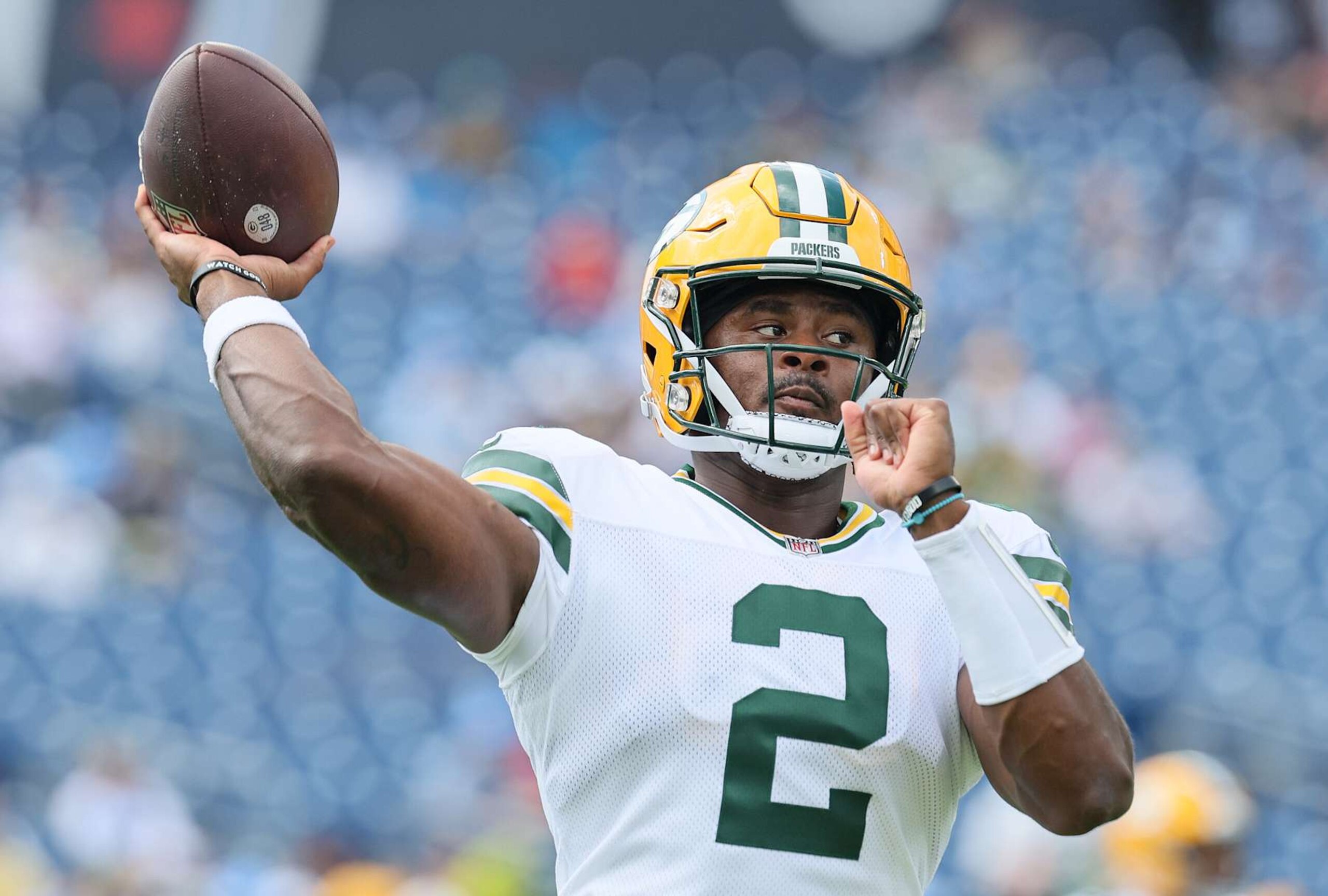 NASHVILLE, TENNESSEE - SEPTEMBER 22: Quarterback Malik Willis #2 of the Green Bay Packers warms up against the Tennessee Titans at Nissan Stadium on September 22, 2024 in Nashville, Tennessee. (Photo by Andy Lyons/Getty Images)