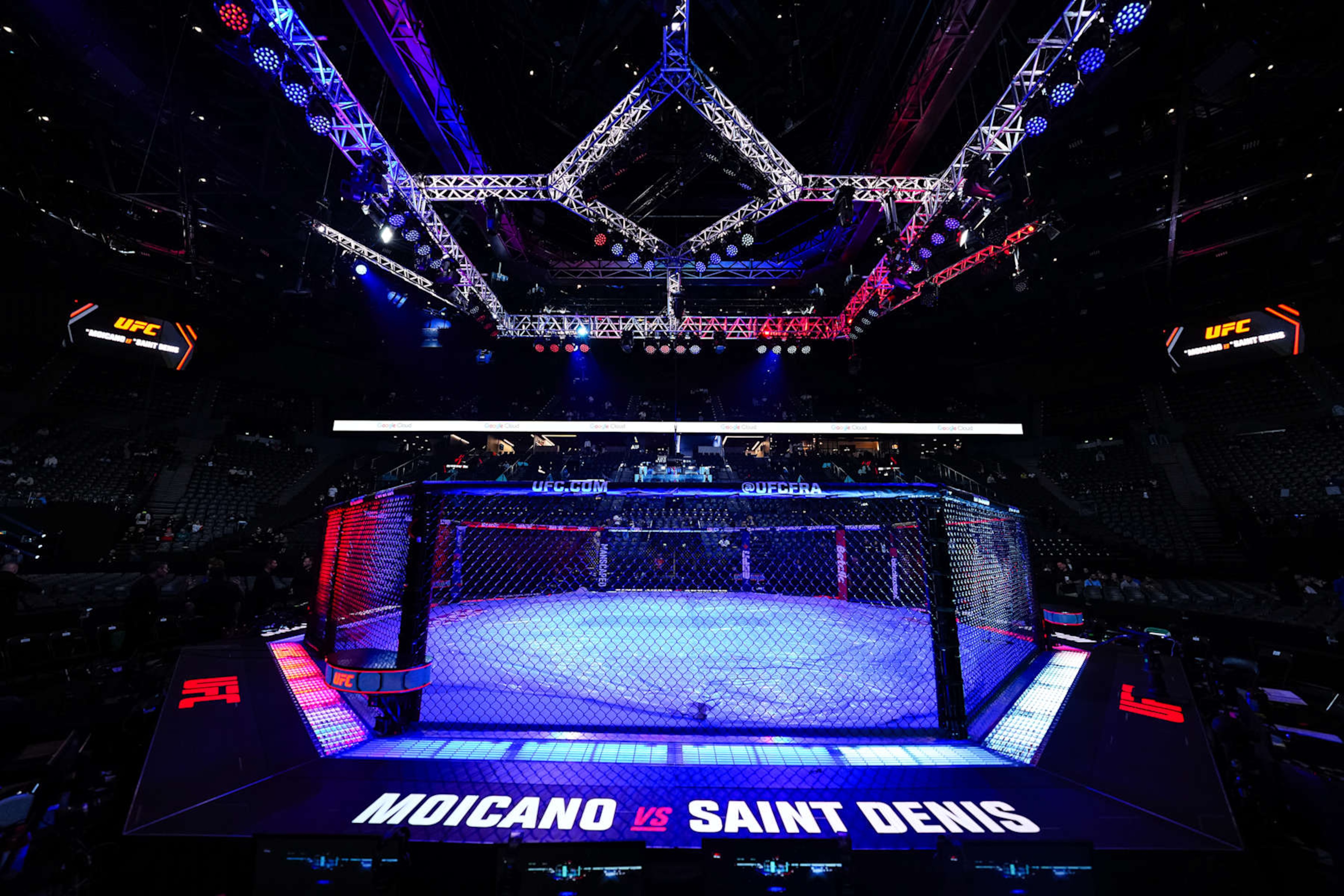 PARIS, FRANCE - SEPTEMBER 28: A general view of the Octagon prior to the UFC Fight Night event at The Accor Arena on September 28, 2024 in Paris, France. (Photo by Chris Unger/Zuffa LLC) PARIS, FRANCE - SEPTEMBER 28: A general view of the Octagon prior to the UFC Fight Night event at The Accor Arena on September 28, 2024 in Paris, France. (Photo by Chris Unger/Zuffa LLC)