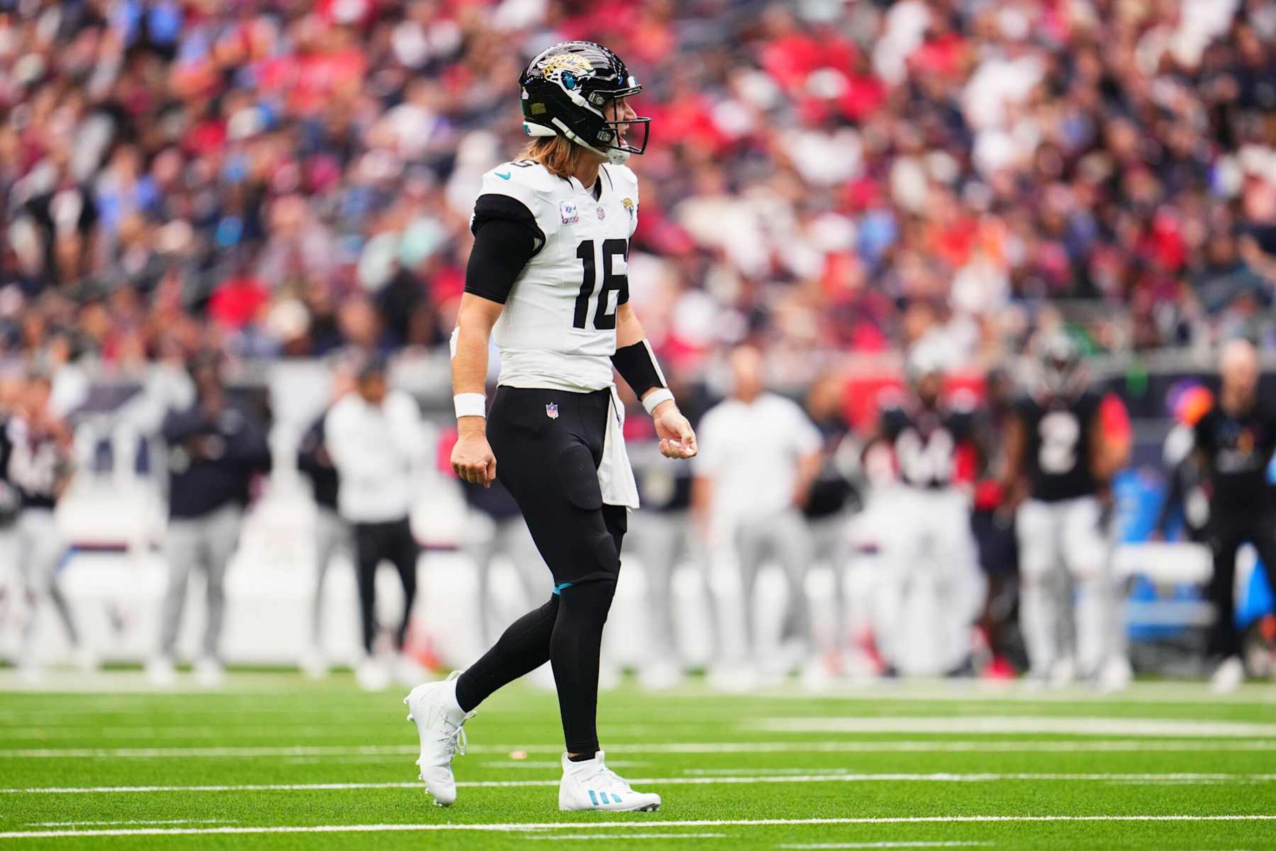 HOUSTON, TX - SEPTEMBER 29: Trevor Lawrence #16 of the Jacksonville Jaguars celebrates after a play agains the Houston Texans during the second half of a football game at NRG Stadium on September 29, 2024 in Houston, Texas. (Photo by Cooper Neill/Getty Images) HOUSTON, TX - SEPTEMBER 29: Trevor Lawrence #16 of the Jacksonville Jaguars celebrates after a play agains the Houston Texans during the second half of a football game at NRG Stadium on September 29, 2024 in Houston, Texas. (Photo by Cooper Neill/Getty Images)