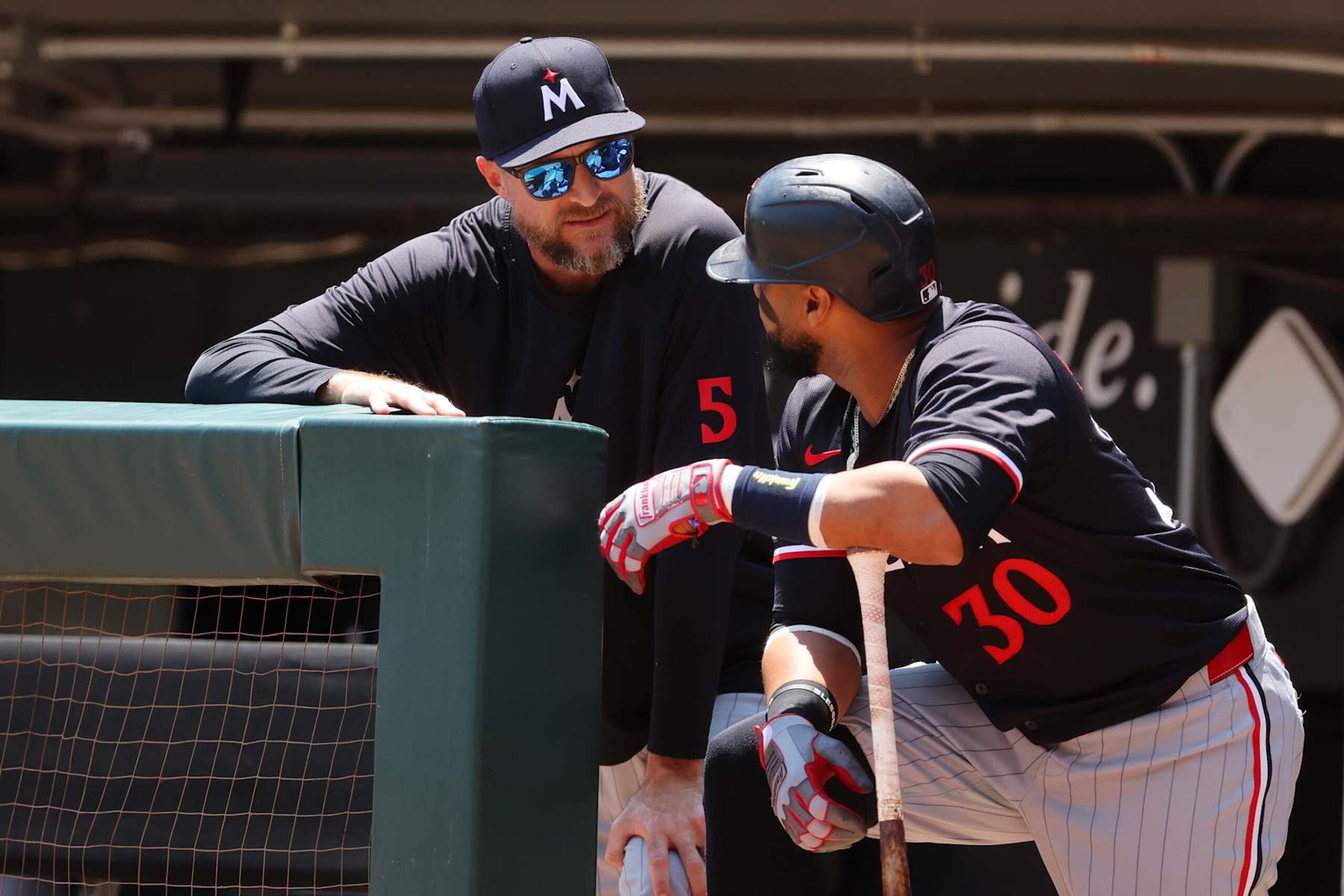 Rocco Baldelli (L) and Carlos Santana (R) Rocco Baldelli (L) and Carlos Santana (R)