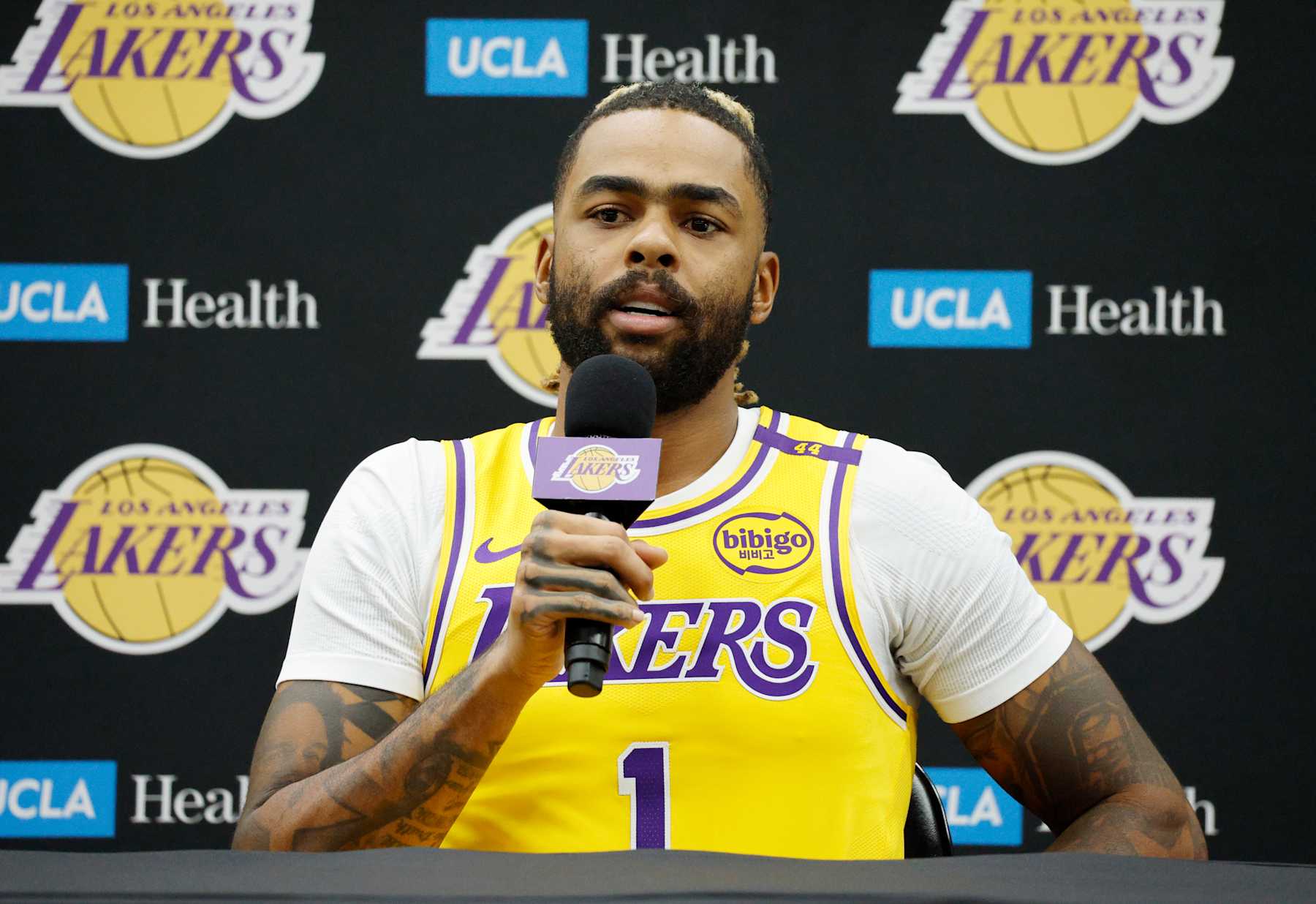 EL SEGUNDO, CALIFORNIA - SEPTEMBER 30: D'Angelo Russell #1 of the Los Angeles Lakers speaks during a Los Angeles Lakers media day at UCLA Health Training Center on September 30, 2024 in El Segundo, California. NOTE TO USER: User expressly acknowledges and agrees that, by downloading and or using this photograph, User is consenting to the terms and conditions of the Getty Images License Agreement. (Photo by Kevork Djansezian/Getty Images)