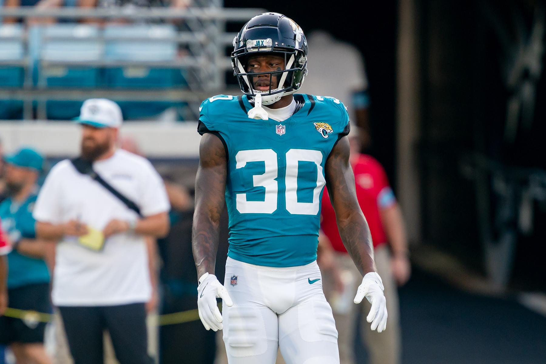 JACKSONVILLE, FL - AUGUST 17: Jacksonville Jaguars cornerback Montaric Brown (30) warms up before a preseason NFL game between the Tampa Bay Buccaneers and the Jacksonville Jaguars on August, 17 2024 at EverBank Stadium in Jacksonville, FL.(Photo by Chris Leduc/Icon Sportswire via Getty Images)