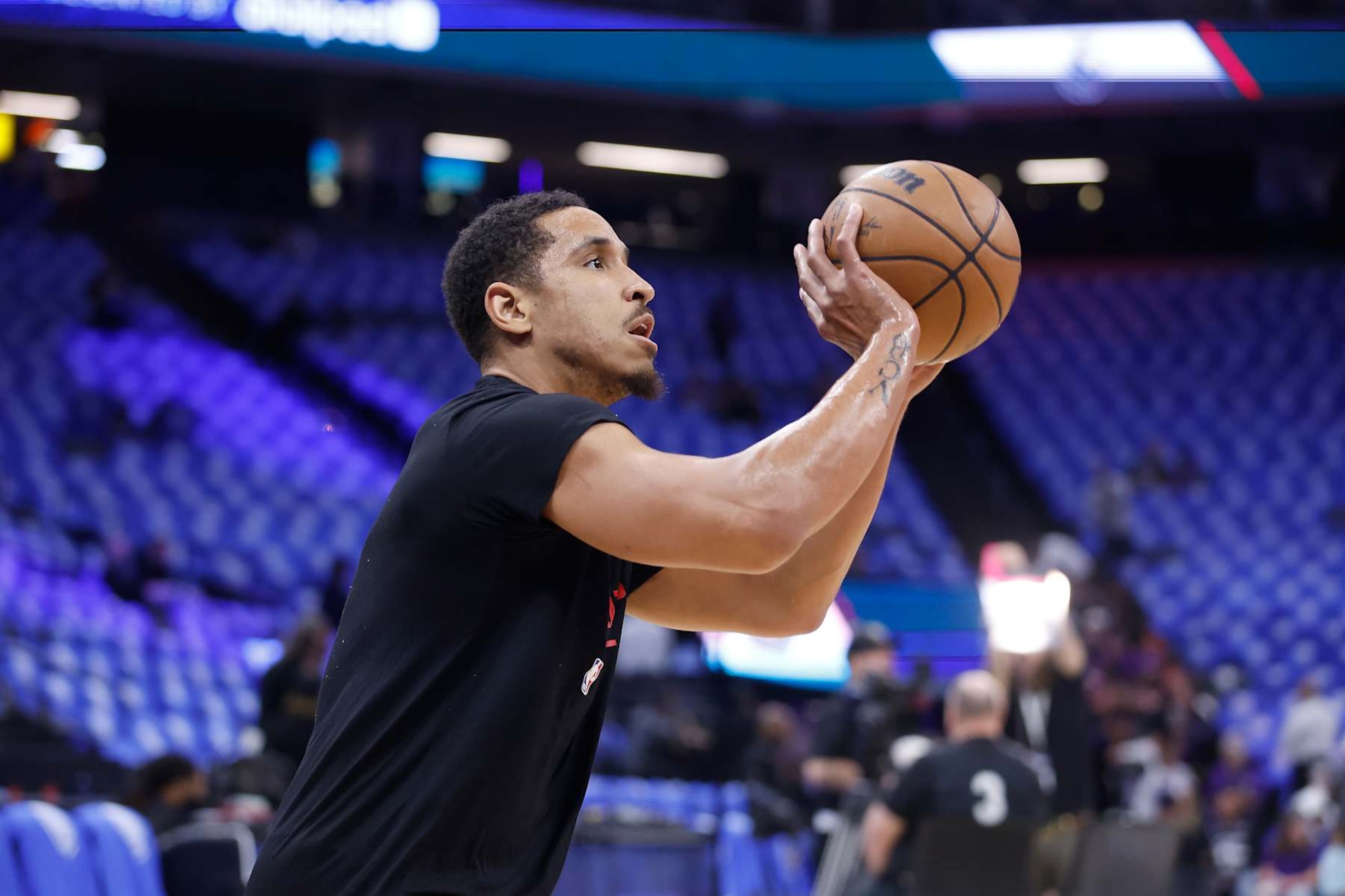 SACRAMENTO, CALIFORNIA - APRIL 14: Malcolm Brogdon #11 of the Portland Trail Blazers warms up before the game against the Sacramento Kings at Golden 1 Center on April 14, 2024 in Sacramento, California. NOTE TO USER: User expressly acknowledges and agrees that, by downloading and or using this photograph, User is consenting to the terms and conditions of the Getty Images License Agreement. (Photo by Lachlan Cunningham/Getty Images)