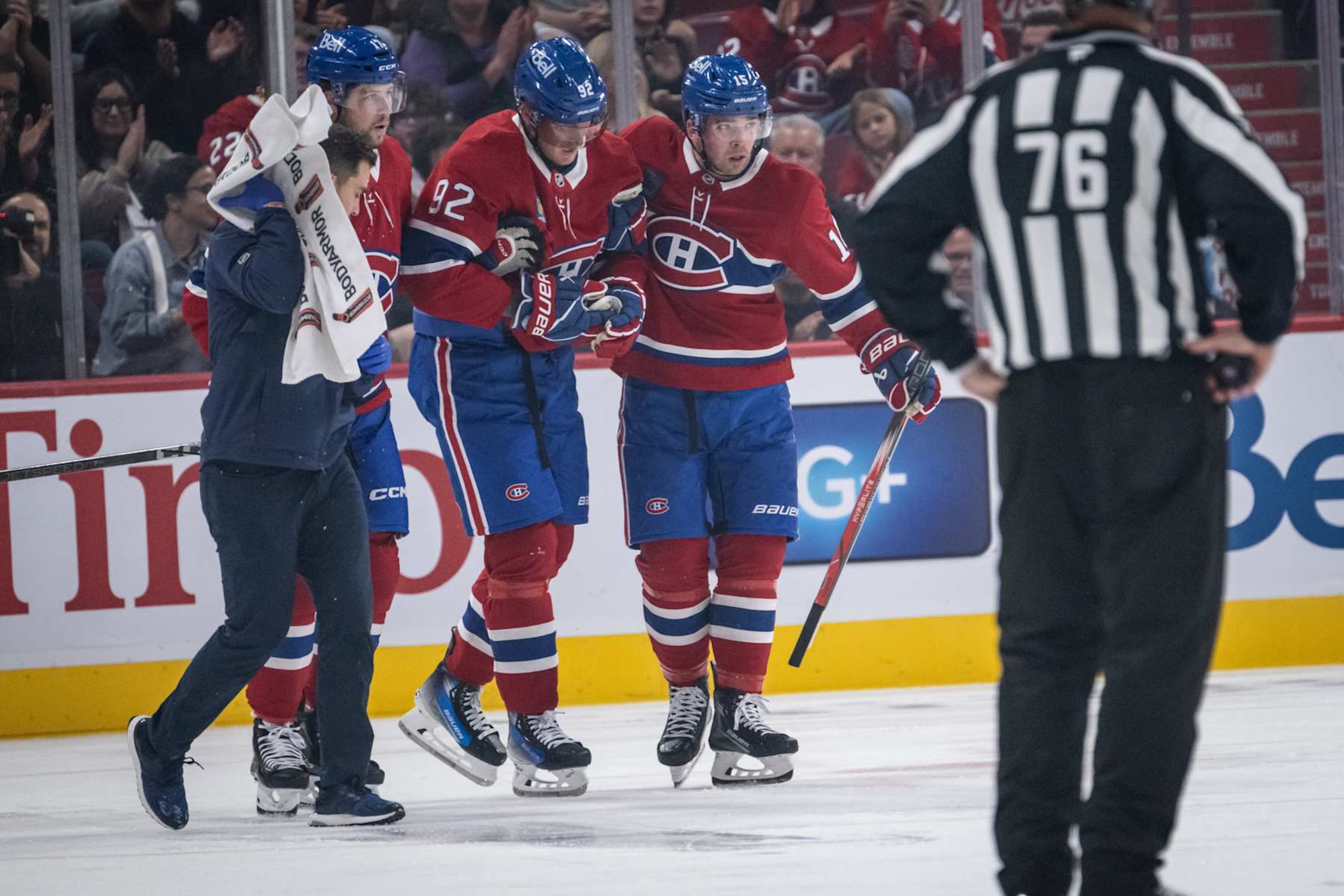 MONTREAL, QC - SEPTEMBER 28: Patrik Laine (92) of the Montreal Canadiens return to his bench after being injured during the first period of the NHL pre-season game between the Toronto Maple Leafs and the Montreal Canadiens on Sept 28, 2024, at the Bell Centre in Montreal, QC(Photo by Vincent Ethier/Icon Sportswire via Getty Images)
