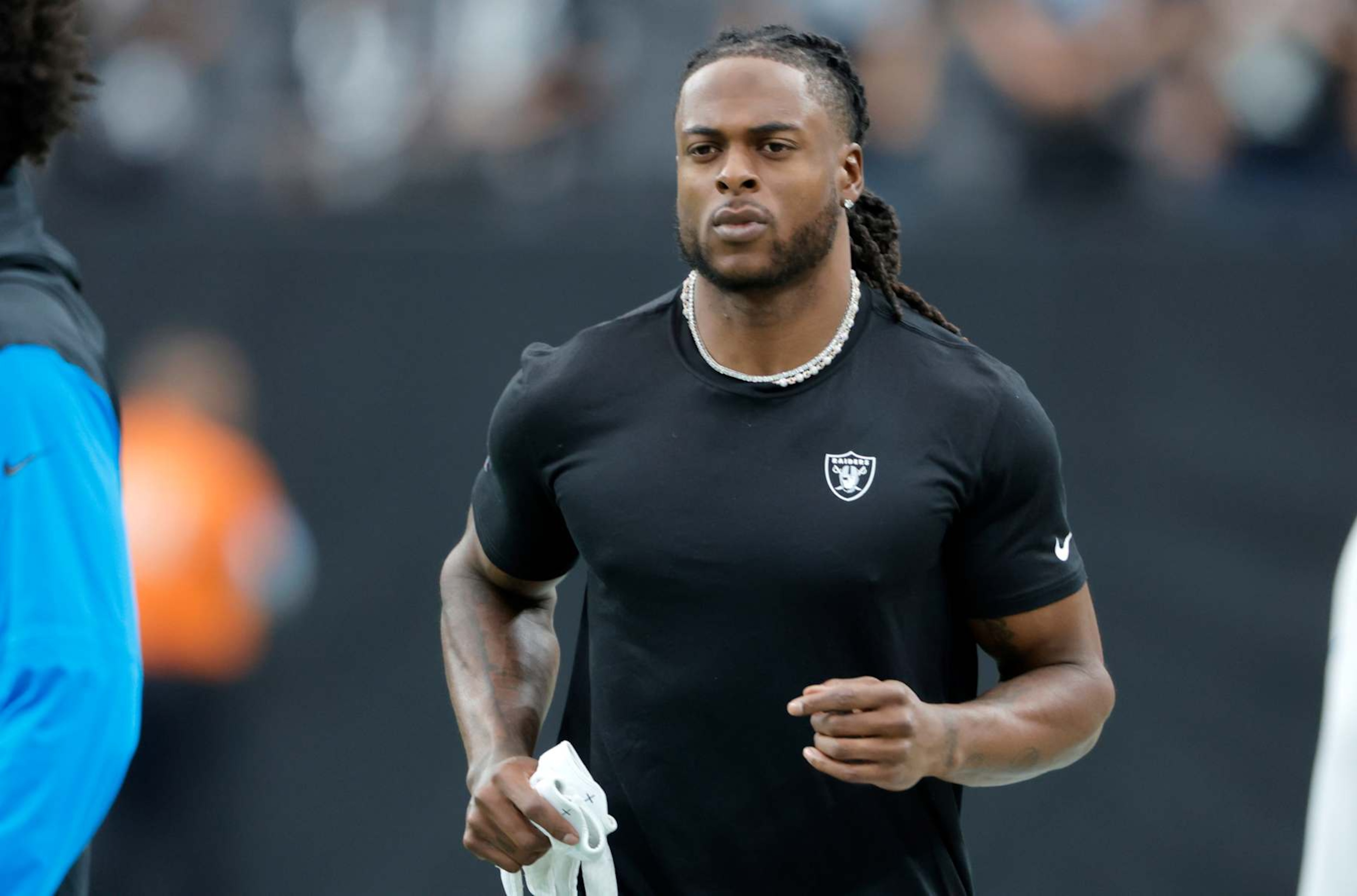 LAS VEGAS, NEVADA - SEPTEMBER 22: Davante Adams #17 of the Las Vegas Raiders warms up before a game between the Las Vegas Raiders and Carolina Panthers at Allegiant Stadium on September 22, 2024 in Las Vegas, Nevada. (Photo by Steve Marcus/Getty Images) LAS VEGAS, NEVADA - SEPTEMBER 22: Davante Adams #17 of the Las Vegas Raiders warms up before a game between the Las Vegas Raiders and Carolina Panthers at Allegiant Stadium on September 22, 2024 in Las Vegas, Nevada. (Photo by Steve Marcus/Getty Images)