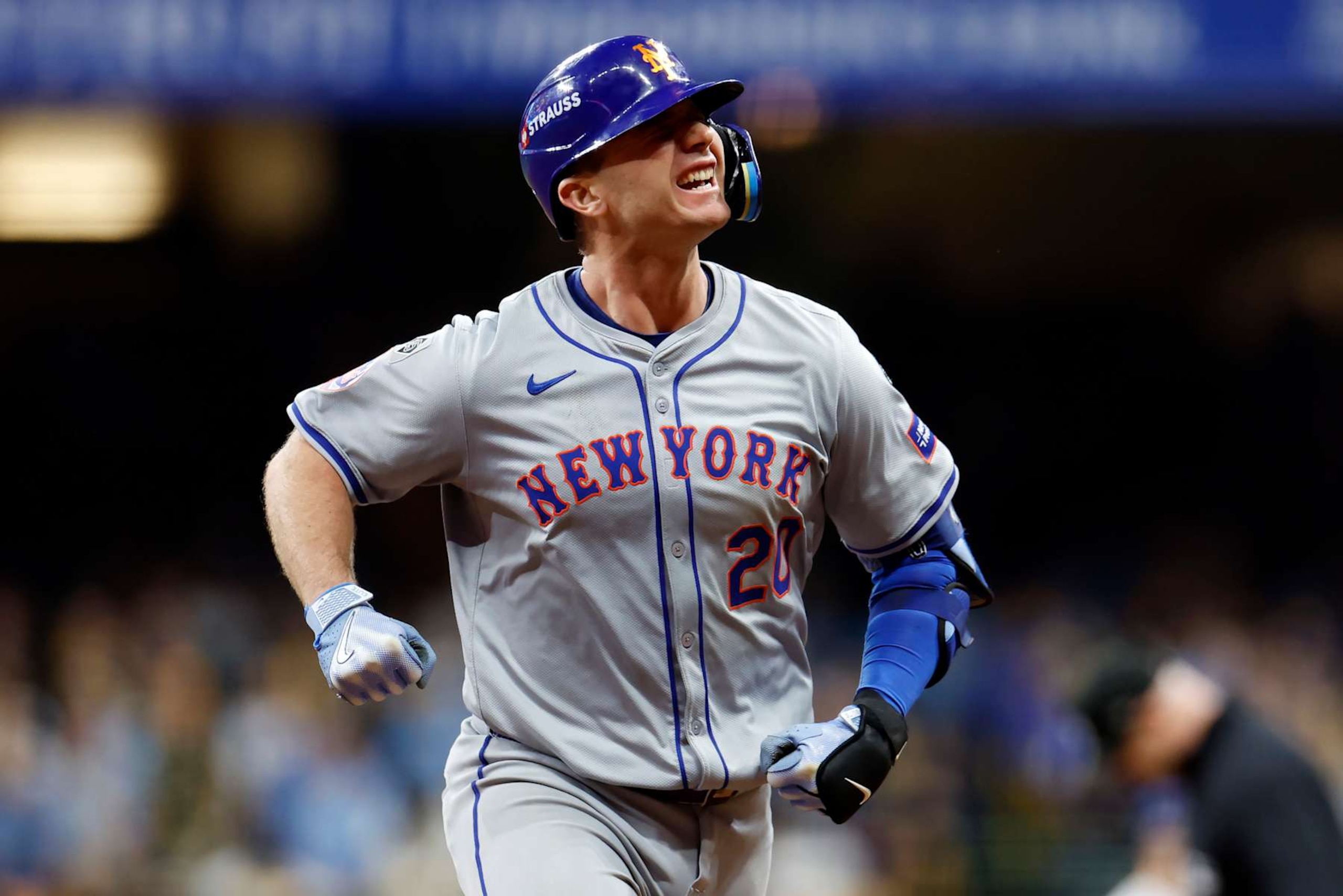 MILWAUKEE, WISCONSIN - OCTOBER 03: Pete Alonso #20 of the New York Mets rounds the bases after hitting a home run in the ninth inning against the Milwaukee Brewers during Game Three of the Wild Card Series at American Family Field on October 03, 2024 in Milwaukee, Wisconsin. (Photo by John Fisher/Getty Images)