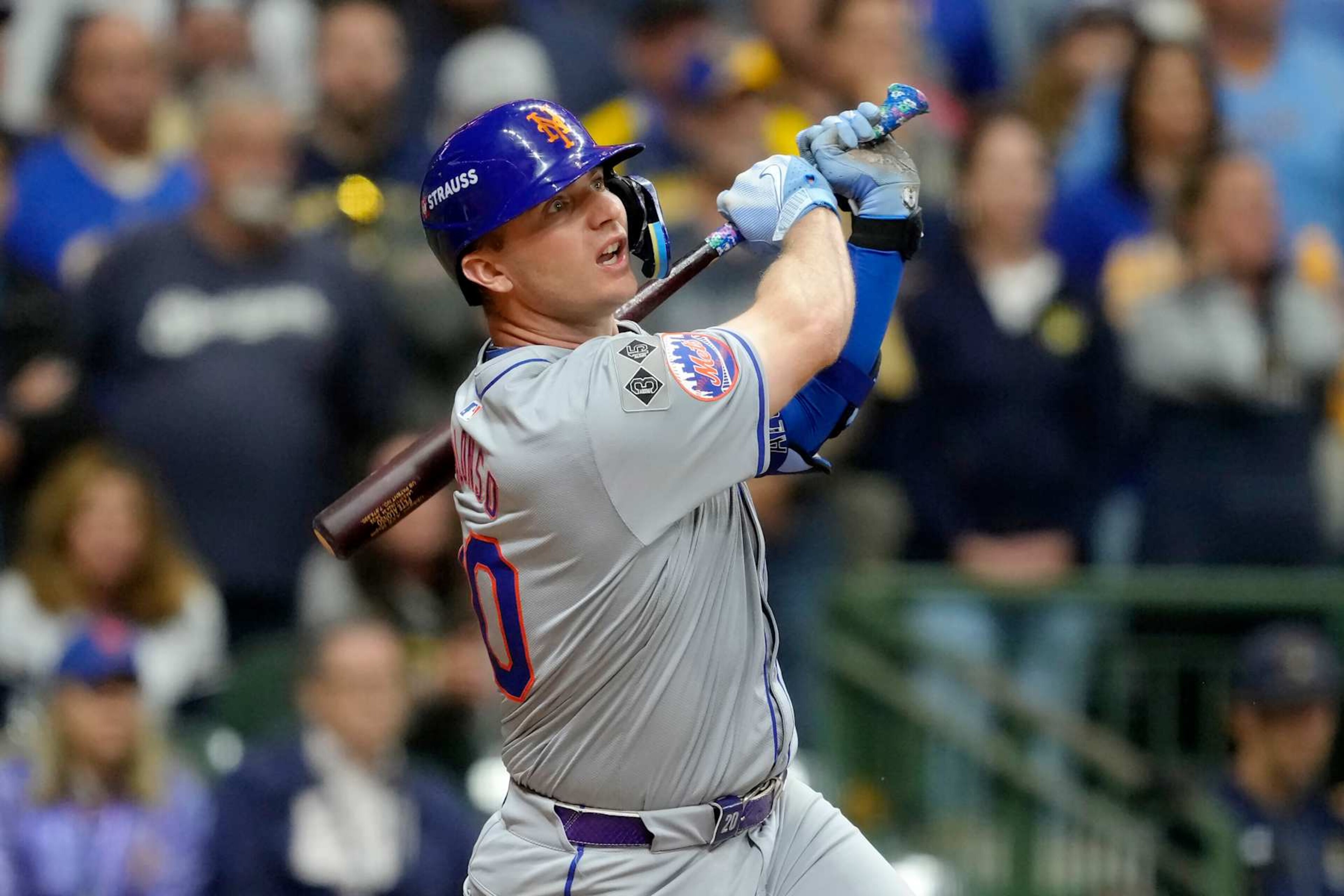 MILWAUKEE, WISCONSIN - OCTOBER 03: Pete Alonso #20 of the New York Mets hits a home run in the ninth inning against the Milwaukee Brewers during Game Three of the Wild Card Series at American Family Field on October 03, 2024 in Milwaukee, Wisconsin. (Photo by Patrick McDermott/Getty Images) MILWAUKEE, WISCONSIN - OCTOBER 03: Pete Alonso #20 of the New York Mets hits a home run in the ninth inning against the Milwaukee Brewers during Game Three of the Wild Card Series at American Family Field on October 03, 2024 in Milwaukee, Wisconsin. (Photo by Patrick McDermott/Getty Images)