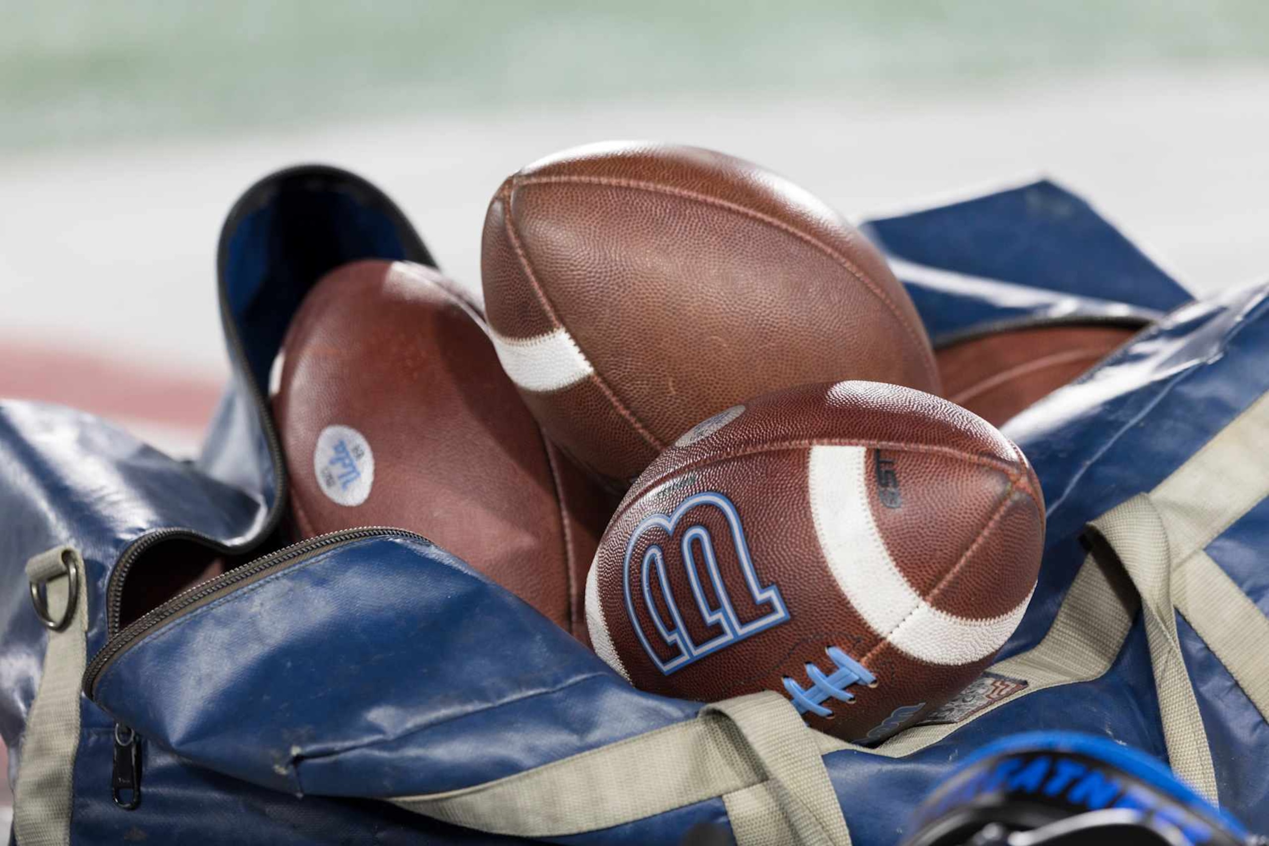 PALO ALTO, CA - OCTOBER 21: A detail view of a bag of footballs on the field at Stanford Stadium during a Pac-12 NCAA college football game between the UCLA Bruins and the Stanford Cardinal on October 21, 2023 at Stanford Stadium in Palo Alto, California. (Photo by David Madison/Getty Images) PALO ALTO, CA - OCTOBER 21: A detail view of a bag of footballs on the field at Stanford Stadium during a Pac-12 NCAA college football game between the UCLA Bruins and the Stanford Cardinal on October 21, 2023 at Stanford Stadium in Palo Alto, California. (Photo by David Madison/Getty Images)