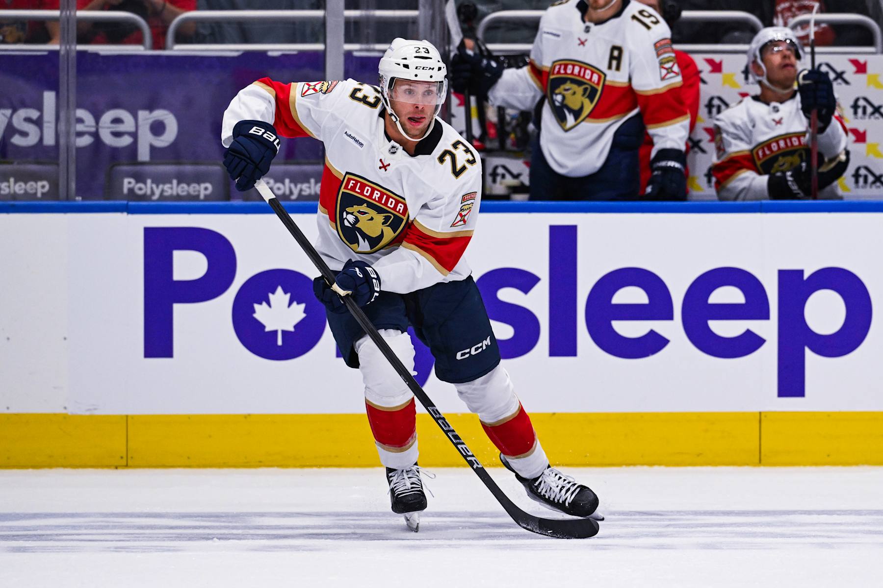 QUEBEC CITY, QC - OCTOBER 05: Florida Panthers center Carter Verhaeghe (23) plays the puck during the Florida Panthers versus the Los Angeles Kings preseason game on October 05, 2024, at Videotron Centre in Quebec City, QC (Photo by David Kirouac/Icon Sportswire via Getty Images)