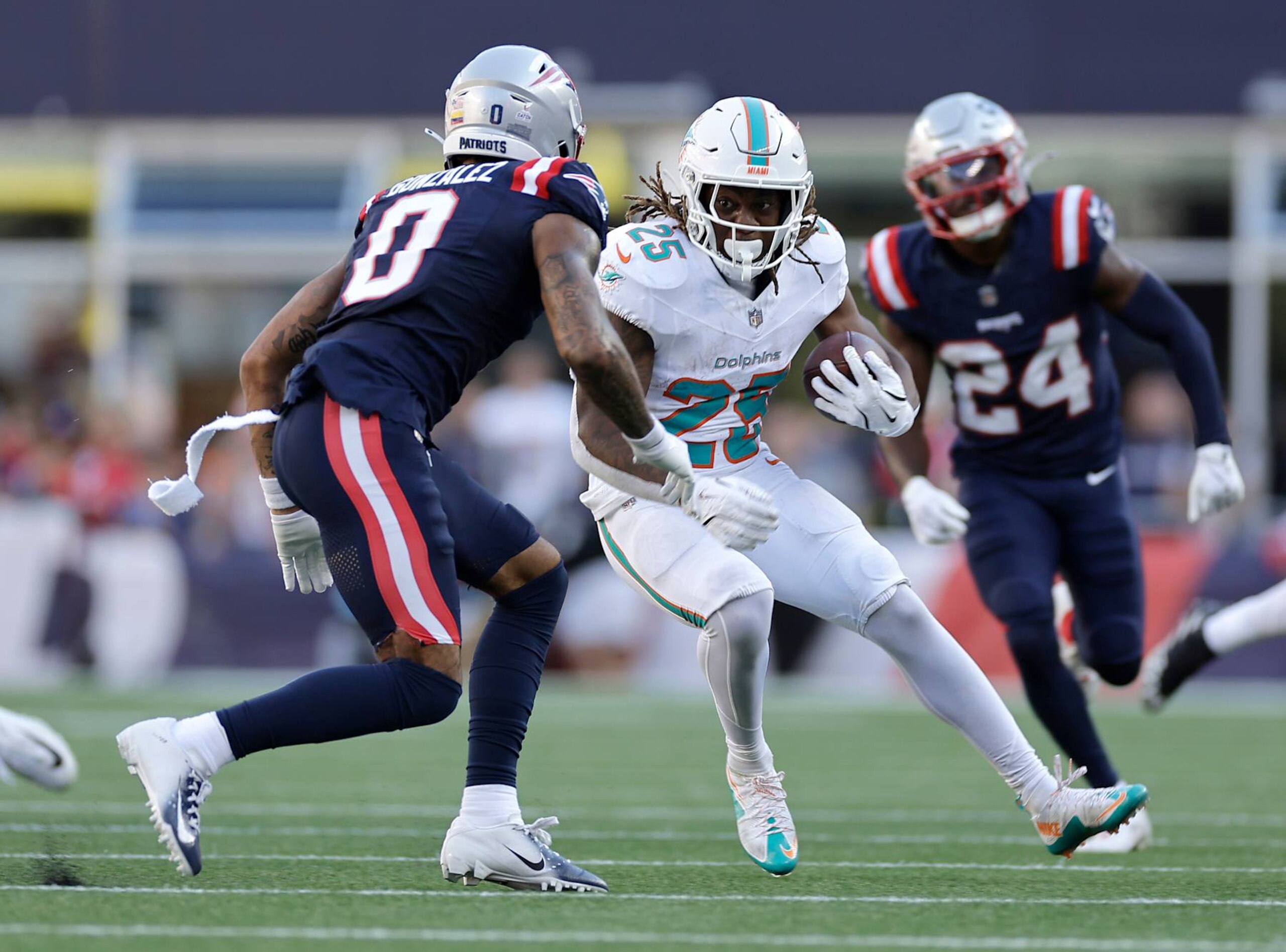 Dolphins RB Jaylen Wright Dolphins RB Jaylen Wright