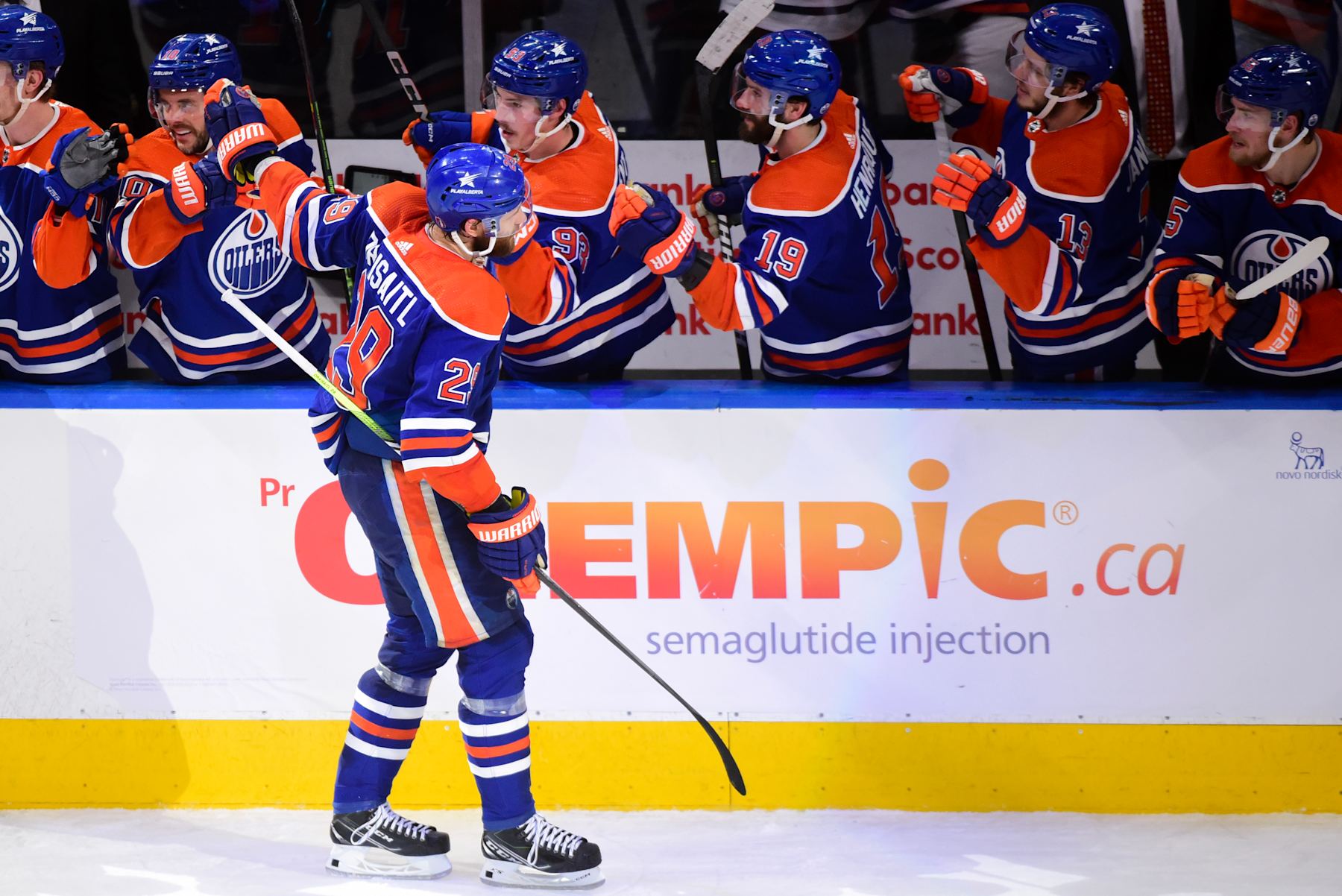 EDMONTON, ALBERTA - MAY 29: Leon Draisaitl #29 of the Edmonton Oilers celebrates with his bench after scoring a goal against the Dallas Stars during the second period in Game Four of the Western Conference Final of the 2024 Stanley Cup Playoffs at Rogers Place on May 29, 2024 in Edmonton, Alberta.  (Photo by Leila Devlin/Getty Images)