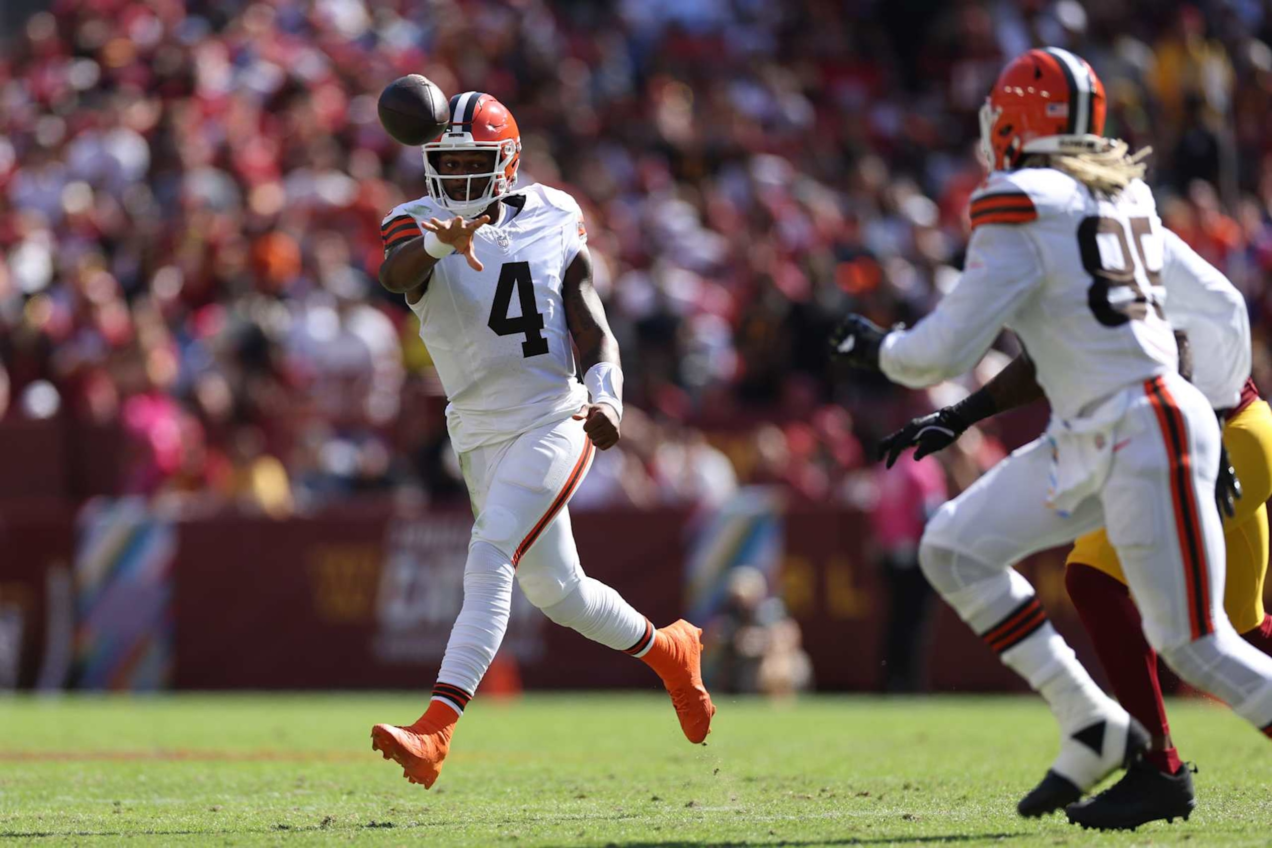 LANDOVER, MARYLAND - OCTOBER 06: Deshaun Watson #4 of the Cleveland Browns throws a pass against the Washington Commanders during the second quarter at FedExField on October 06, 2024 in Landover, Maryland. (Photo by Patrick Smith/Getty Images) LANDOVER, MARYLAND - OCTOBER 06: Deshaun Watson #4 of the Cleveland Browns throws a pass against the Washington Commanders during the second quarter at FedExField on October 06, 2024 in Landover, Maryland. (Photo by Patrick Smith/Getty Images)