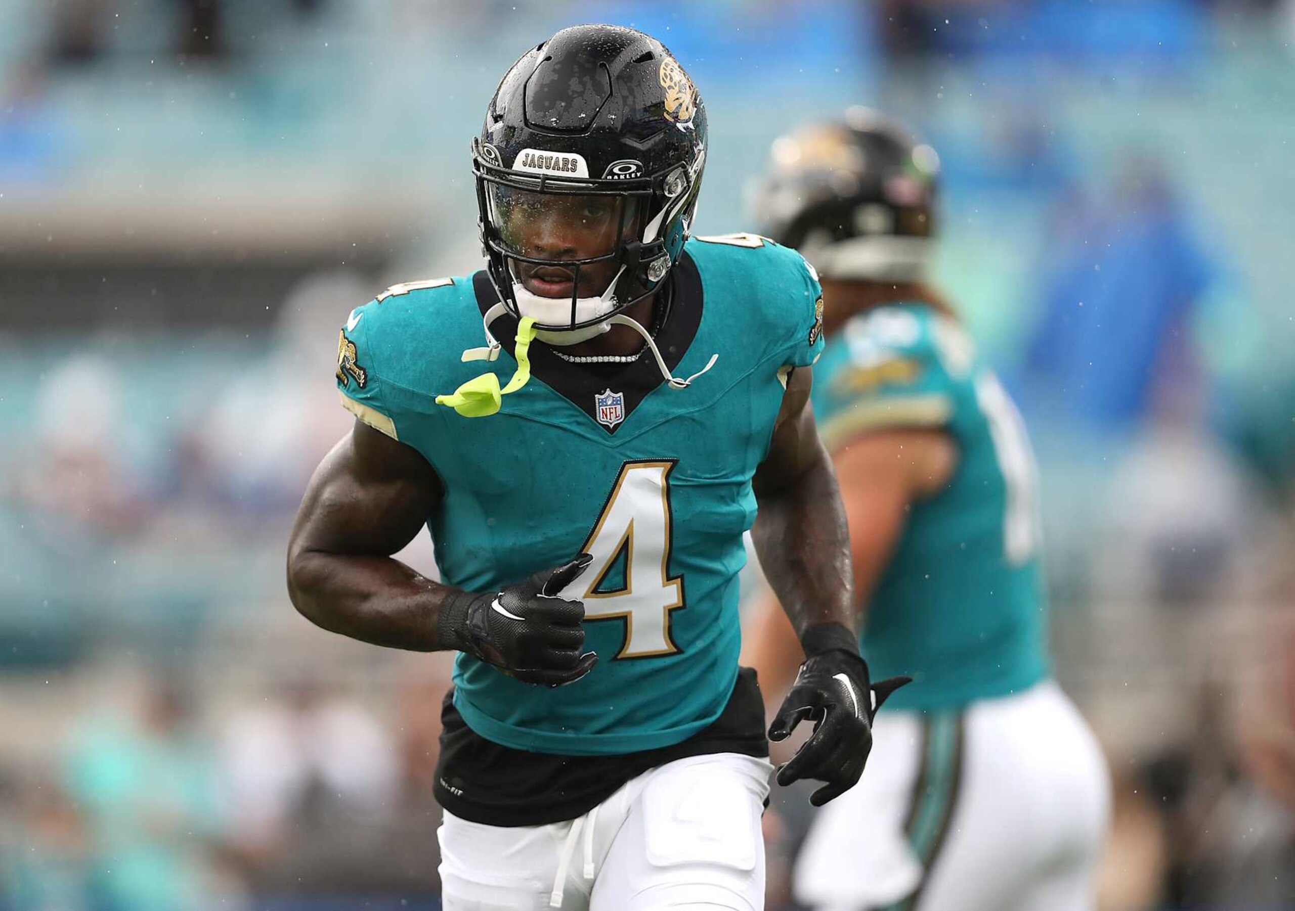 JACKSONVILLE, FLORIDA - OCTOBER 06: Tank Bigsby #4 of the Jacksonville Jaguars warms up prior to a game against the Indianapolis Colts at EverBank Stadium on October 06, 2024 in Jacksonville, Florida. (Photo by Courtney Culbreath/Getty Images) JACKSONVILLE, FLORIDA - OCTOBER 06: Tank Bigsby #4 of the Jacksonville Jaguars warms up prior to a game against the Indianapolis Colts at EverBank Stadium on October 06, 2024 in Jacksonville, Florida. (Photo by Courtney Culbreath/Getty Images)