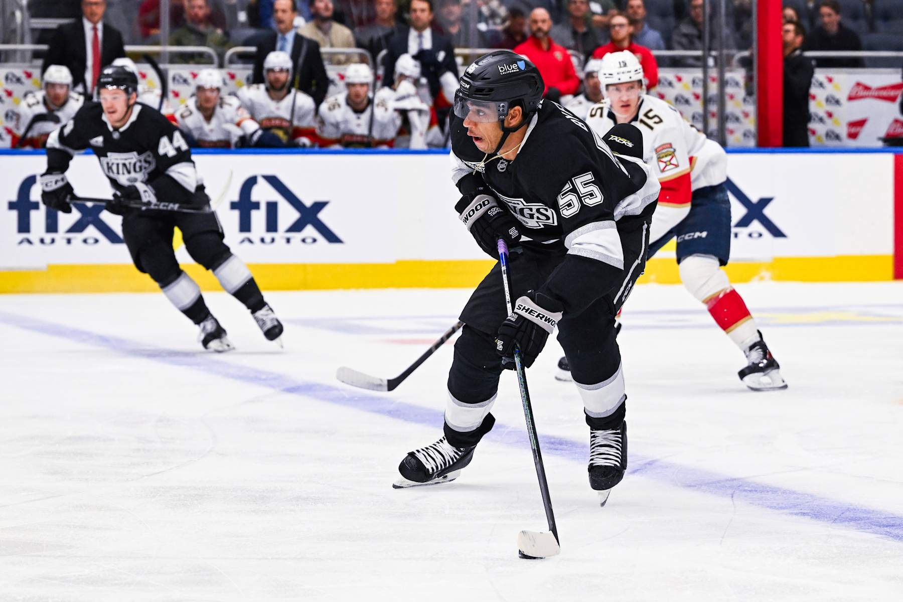 QUEBEC CITY, QC - OCTOBER 05: Los Angeles Kings forward Quinton Byfield (55) plays the puck during the Florida Panthers versus the Los Angeles Kings preseason game on October 05, 2024, at Videotron Centre in Quebec City, QC (Photo by David Kirouac/Icon Sportswire via Getty Images)