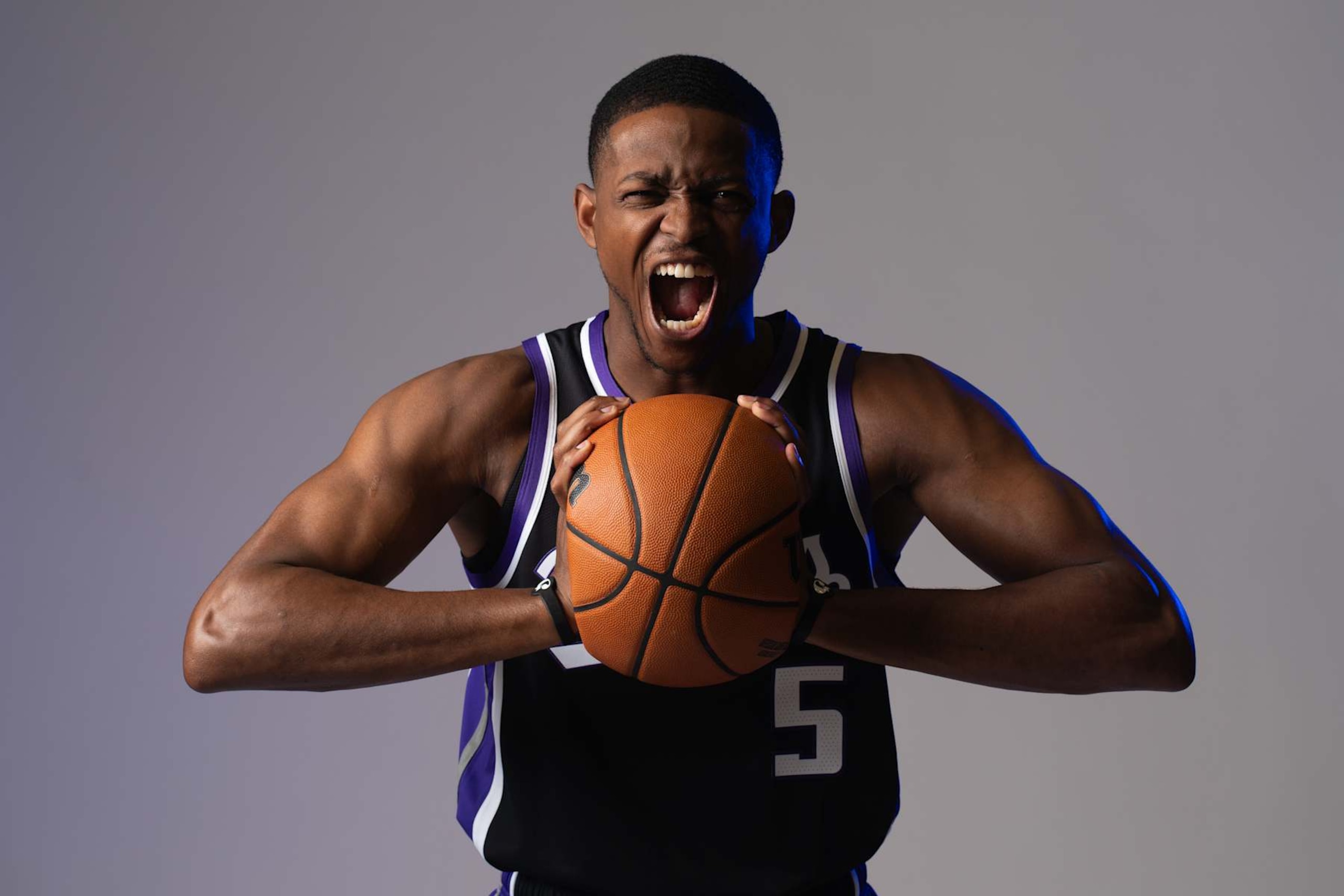 SACRAMENTO, CALIFORNIA - SEPTEMBER 30: DeAaron Fox during a media day photo shoot at Sacramento Kings Practice Facility on September 30, 2024 in Sacramento, California. (NOTE TO USER: User expressly acknowledges and agrees that, by downloading and or using this photograph, User is consenting to the terms and conditions of the Getty Images License Agreement.)  (Photo by John Todd/Getty Images)