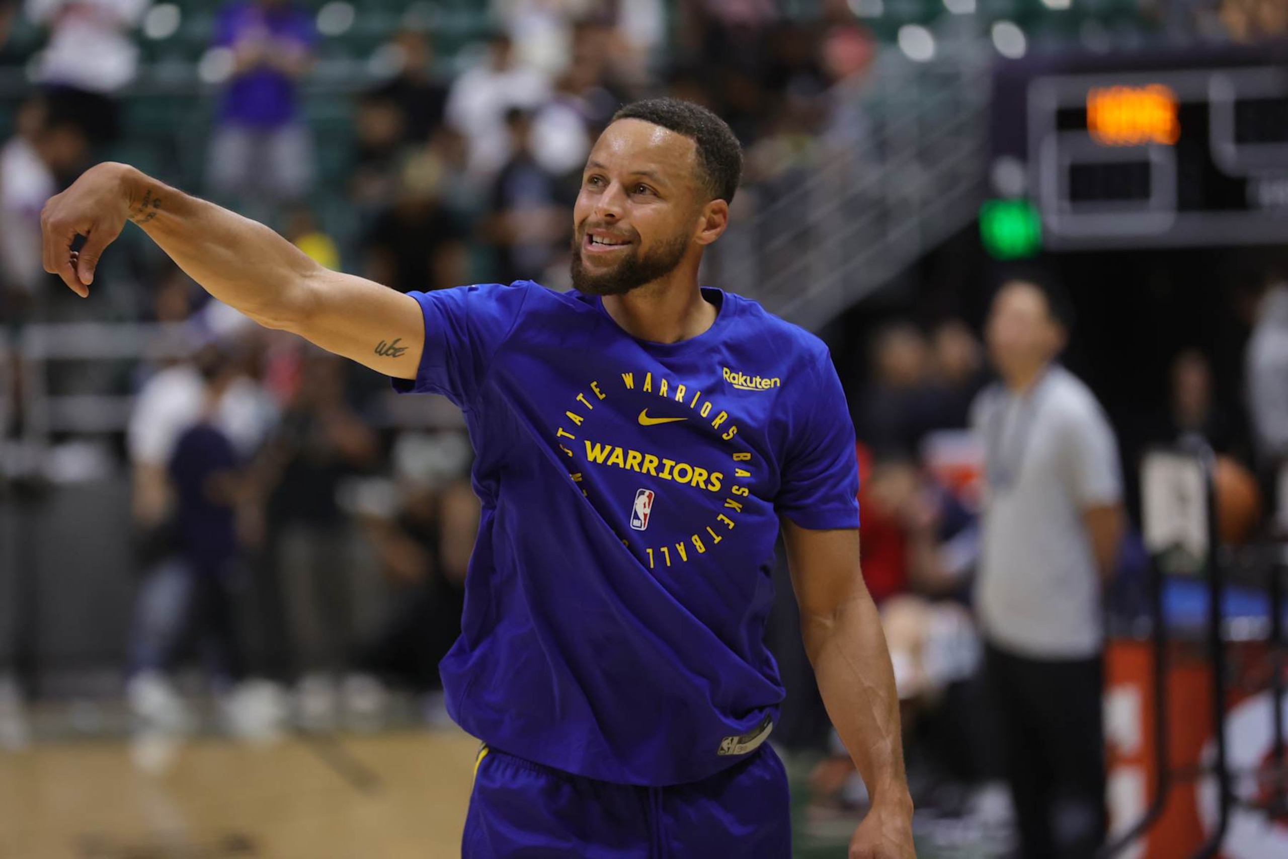 HONOLULU, HI - OCTOBER 5: Stephen Curry #30 of the Golden State Warriors smiles before the game against the Los Angeles Clippers on October 5, 2024 at the Stan Sheriff Center in Honolulu, Hawaii. NOTE TO USER: User expressly acknowledges and agrees that, by downloading and/or using this Photograph, user is consenting to the terms and conditions of the Getty Images License Agreement. Mandatory Copyright Notice: Copyright 2024 NBAE (Photo by Andrew Lee/NBAE via Getty Images) HONOLULU, HI - OCTOBER 5: Stephen Curry #30 of the Golden State Warriors smiles before the game against the Los Angeles Clippers on October 5, 2024 at the Stan Sheriff Center in Honolulu, Hawaii. NOTE TO USER: User expressly acknowledges and agrees that, by downloading and/or using this Photograph, user is consenting to the terms and conditions of the Getty Images License Agreement. Mandatory Copyright Notice: Copyright 2024 NBAE (Photo by Andrew Lee/NBAE via Getty Images)