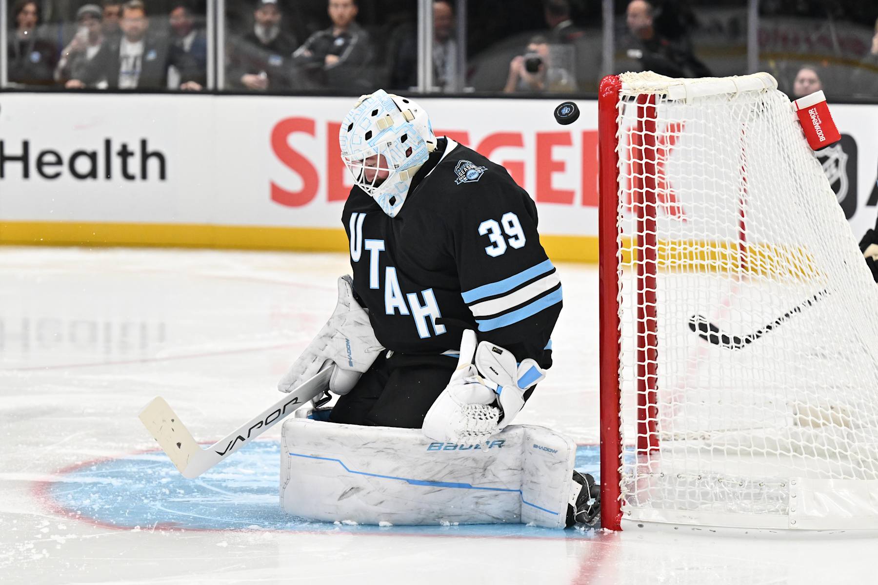 SALT LAKE CITY, UTAH - OCTOBER 08: Goaltender Connor Ingram #39 of the Utah Hockey Club defends the net during the second period of a game against the Chicago Blackhawks on October 08, 2024 at Delta Center in Salt Lake City, Utah.  (Photo by Jamie Sabau/Getty Images)