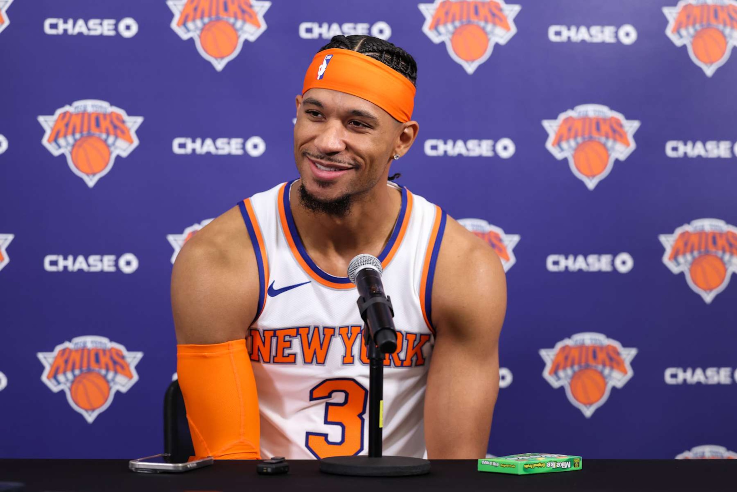 TARRYTOWN, NEW YORK - SEPTEMBER 30: Josh Hart #3 of the New York Knicks speaks at a press conference during media day at Knicks Training Facility on September 30, 2024 in Tarrytown, New York. (Photo by Dustin Satloff/Getty Images) TARRYTOWN, NEW YORK - SEPTEMBER 30: Josh Hart #3 of the New York Knicks speaks at a press conference during media day at Knicks Training Facility on September 30, 2024 in Tarrytown, New York. (Photo by Dustin Satloff/Getty Images)